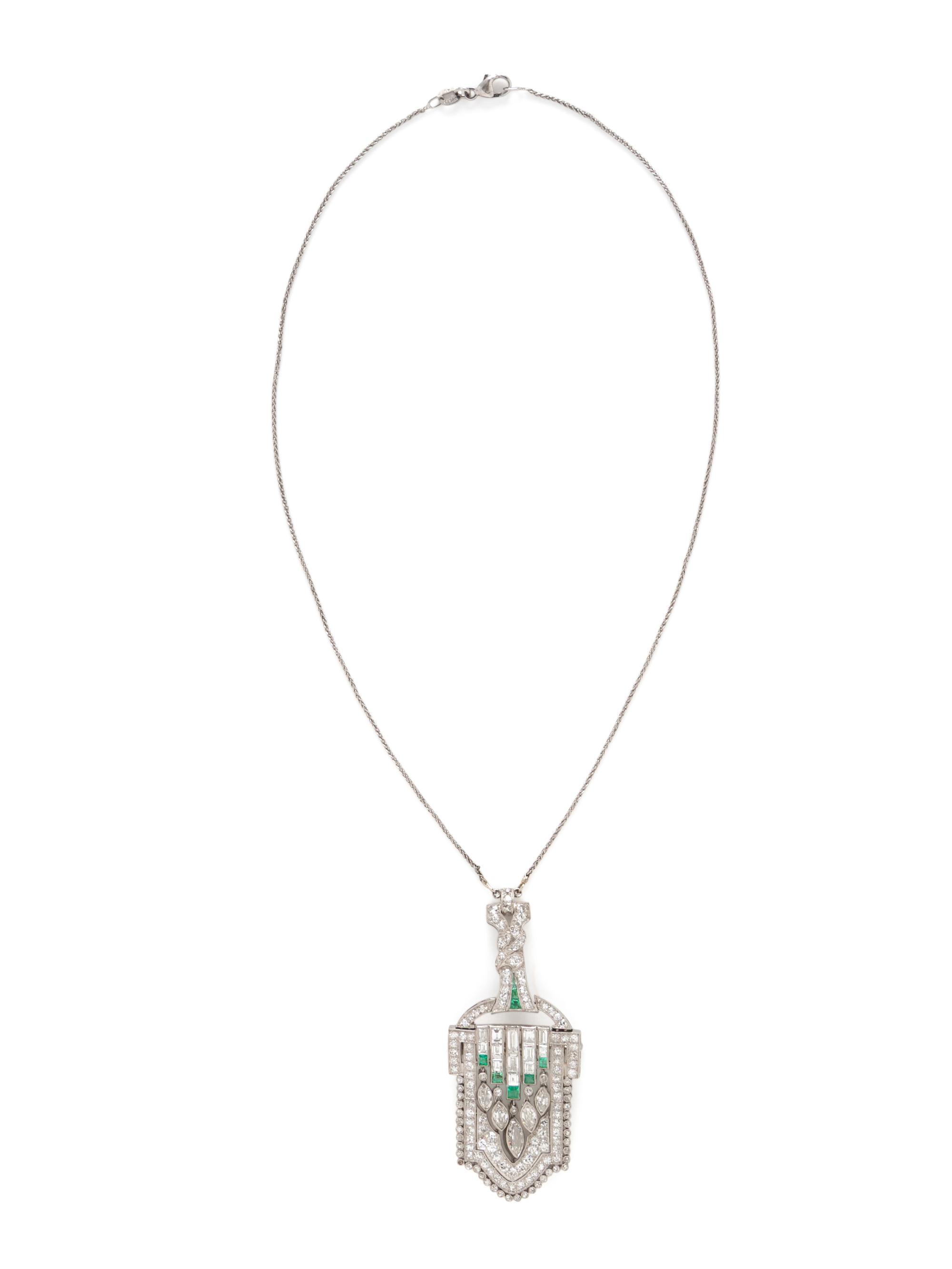 ART DECO, DIAMOND AND EMERALD PENDANT NECKLACE