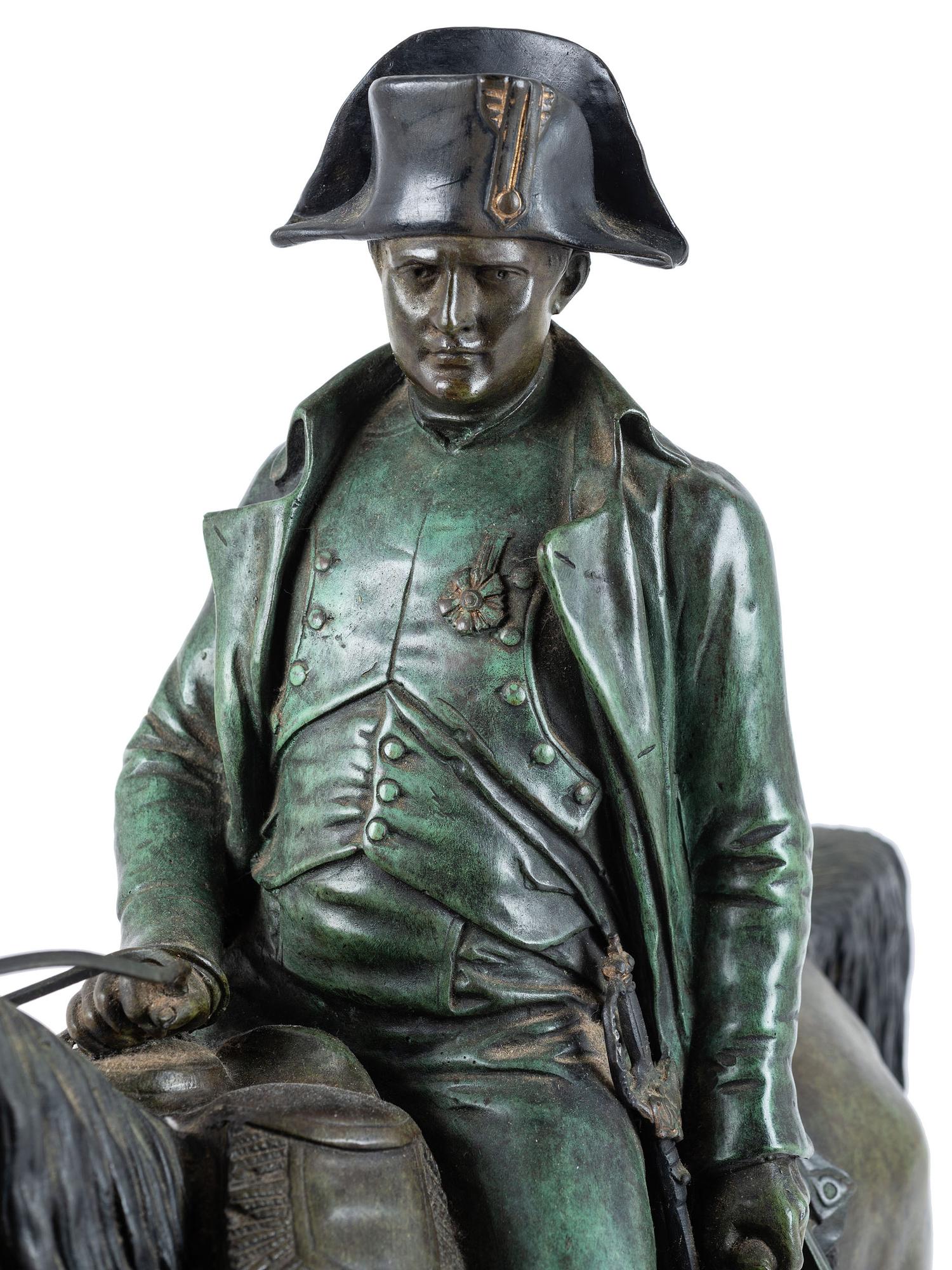 Napoléon Bonaparte à Cheval