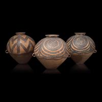 Three Large Chinese Painted Pottery Jars, Neolithic Period, Majiayao Culture, Machang Type — 新石器時代 馬家窯文化馬廠型雙耳彩陶甕三只
