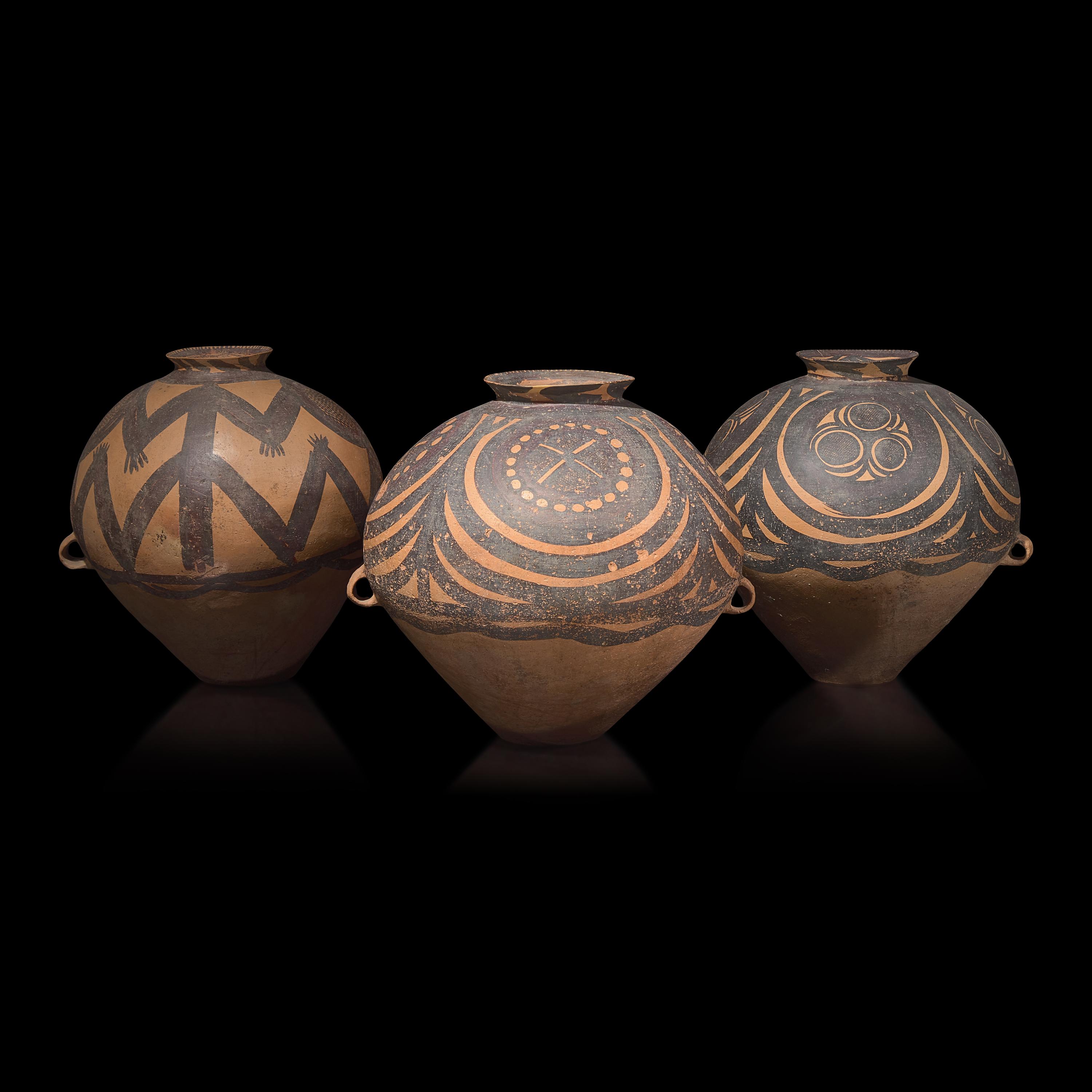 Three Large Chinese Painted Pottery Jars, Neolithic Period, Majiayao Culture, Machang Type — 新石器時代 馬家窯文化馬廠型雙耳彩陶甕三只