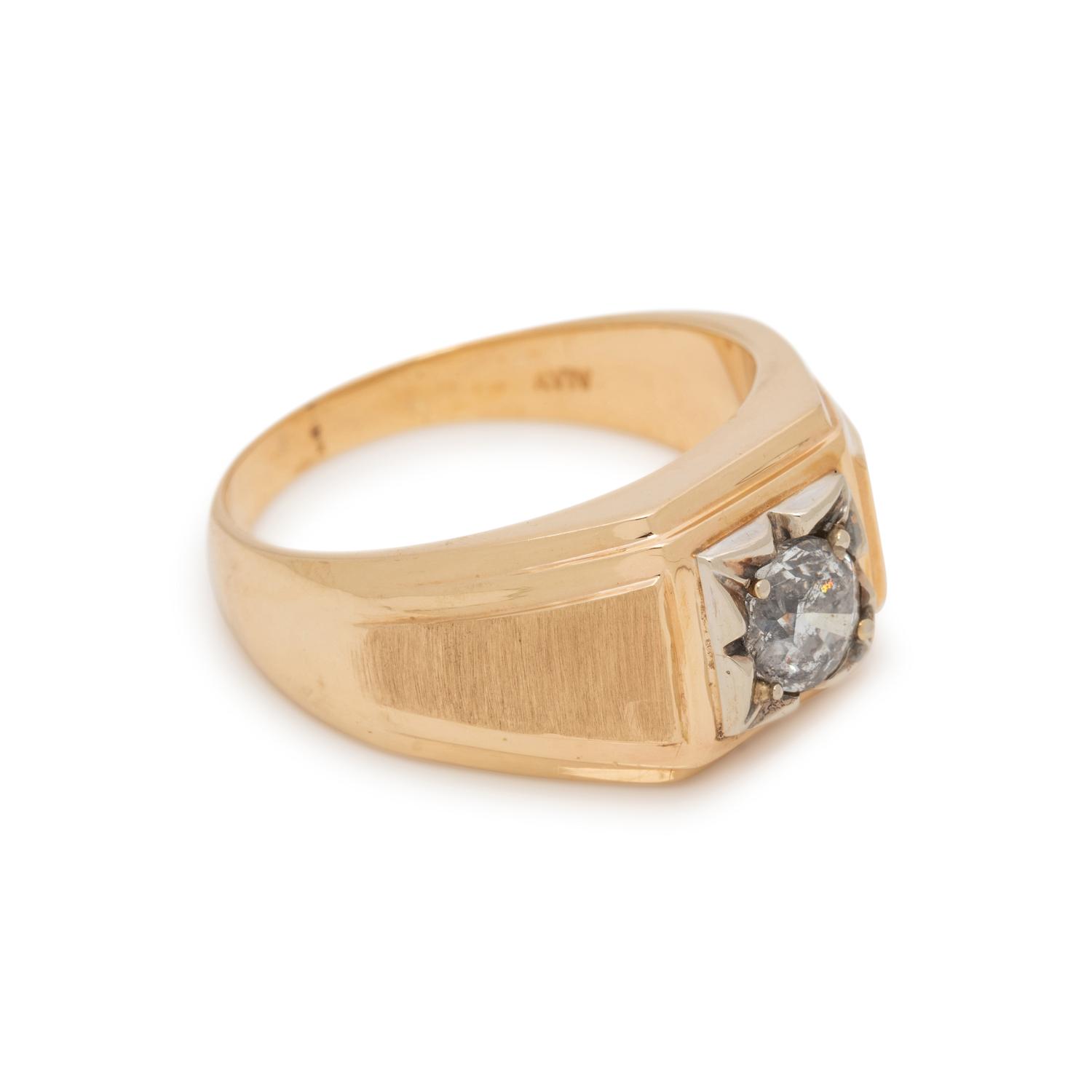 YELLOW GOLD AND CLARITY ENHANCED DIAMOND RING