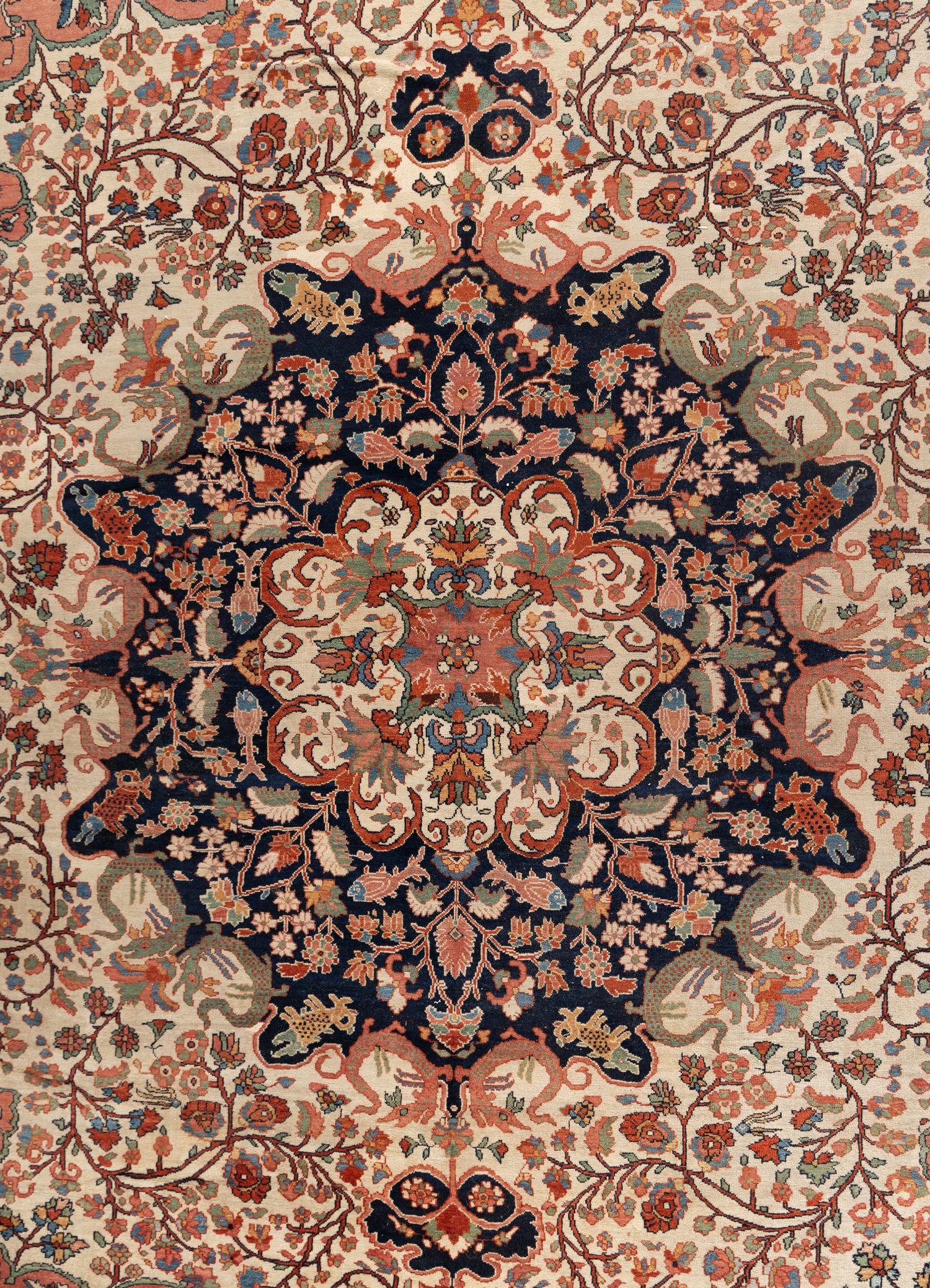 A Fereghan Sarouk Carpet