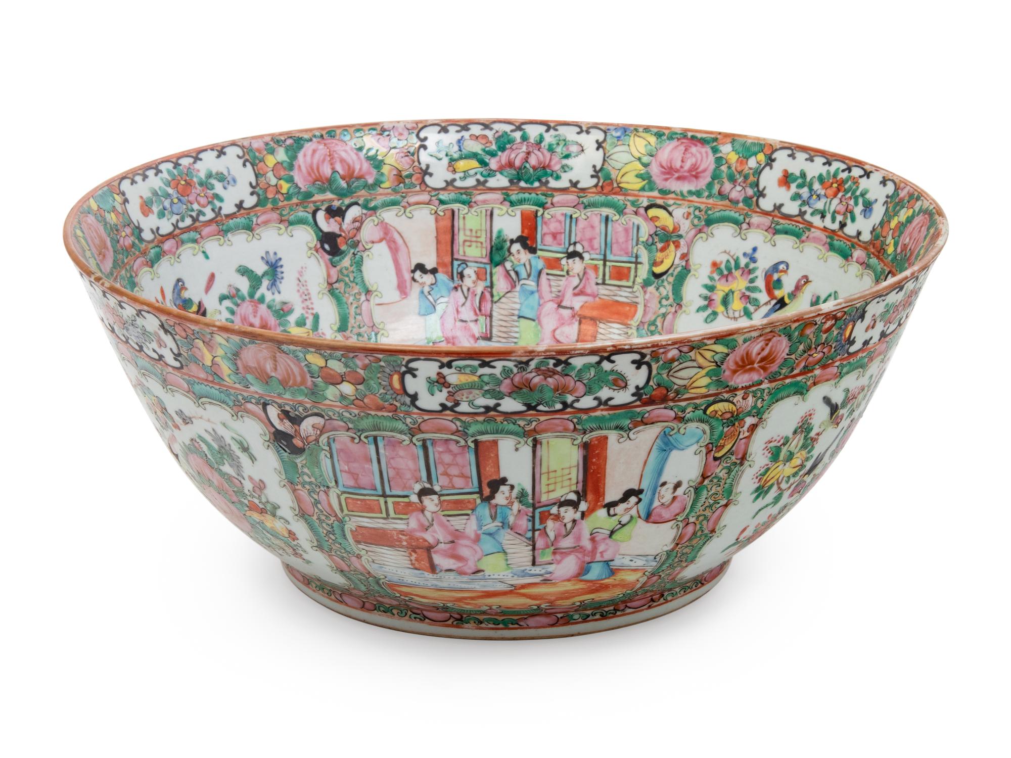 A Rose Medallion Porcelain Center Bowl