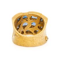 COOMI, SAPPHIRE, DIAMOND, AND HIGH-KARAT GOLD RING