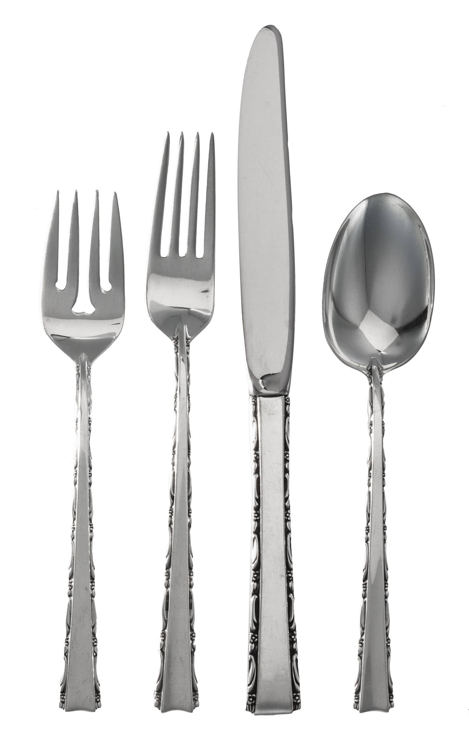 An American Silver Flatware Service, Lunt Silversmiths, Greenfield, MA, Madrigal pattern, comprising: 10 dinner forks 10 dinner knives