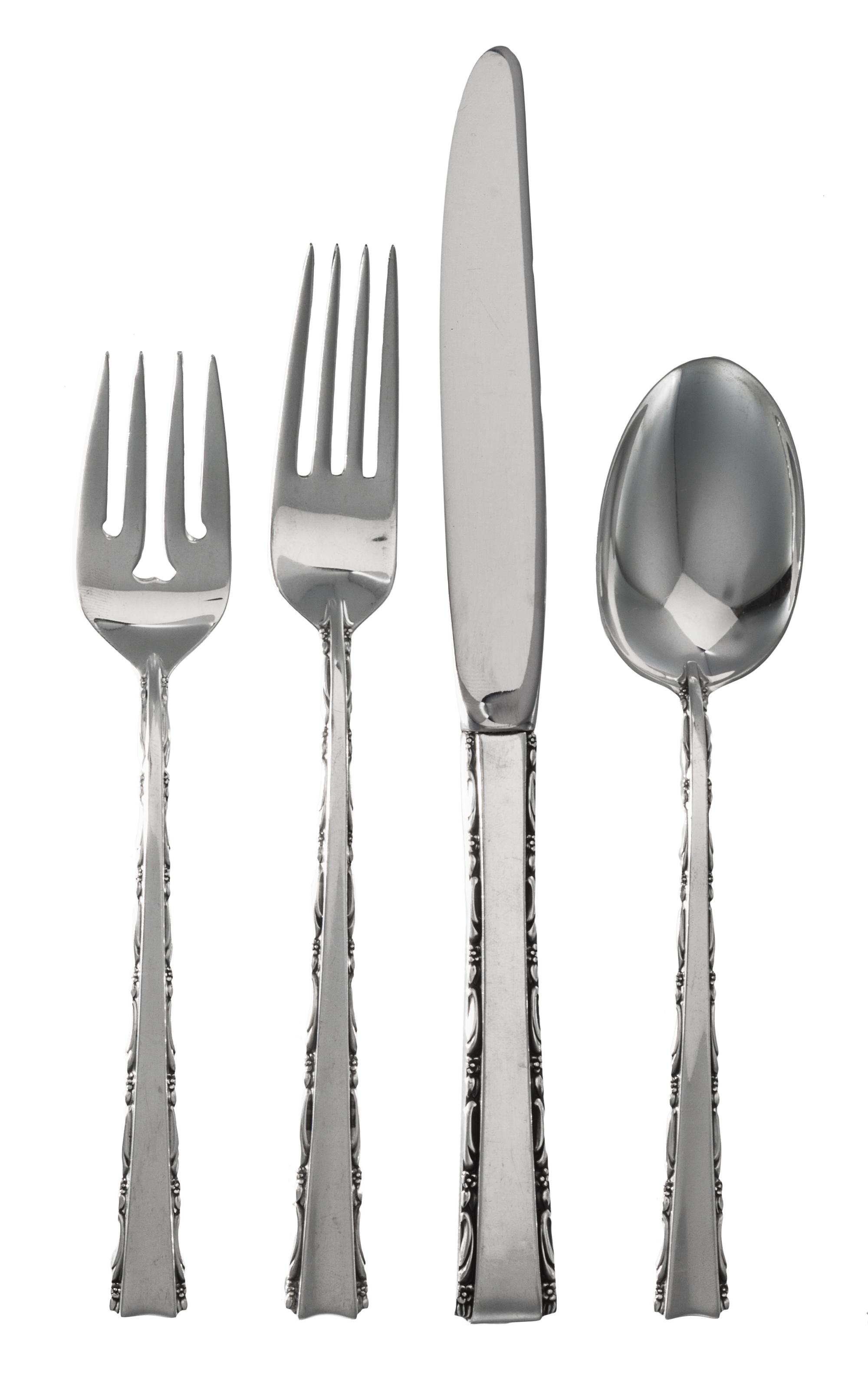 An American Silver Flatware Service, Lunt Silversmiths, Greenfield, MA, Madrigal pattern, comprising: 10 dinner forks 10 dinner knives