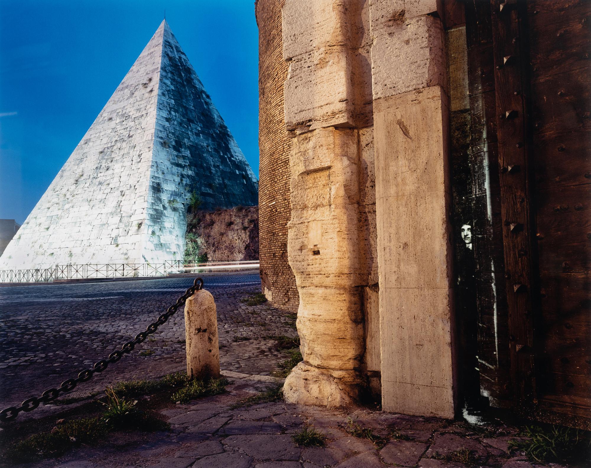 At Pyramide