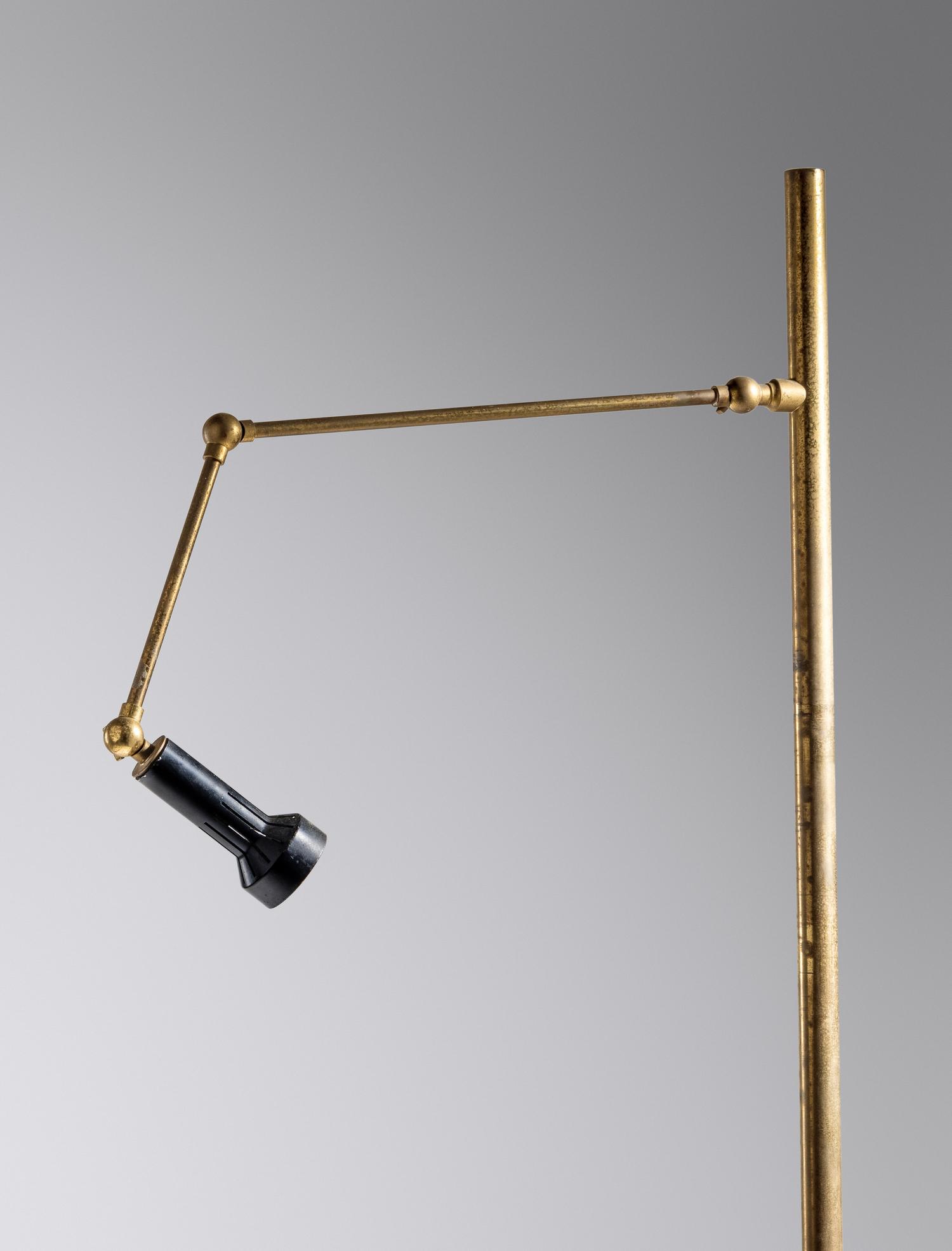 Easel Lamp