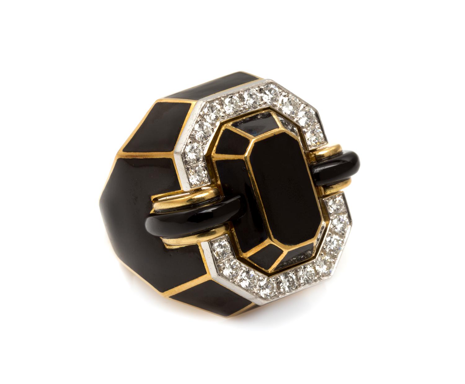 An 18 Karat Yellow Gold, Platinum, Enamel and Diamond Ring, 18.40 dwts.