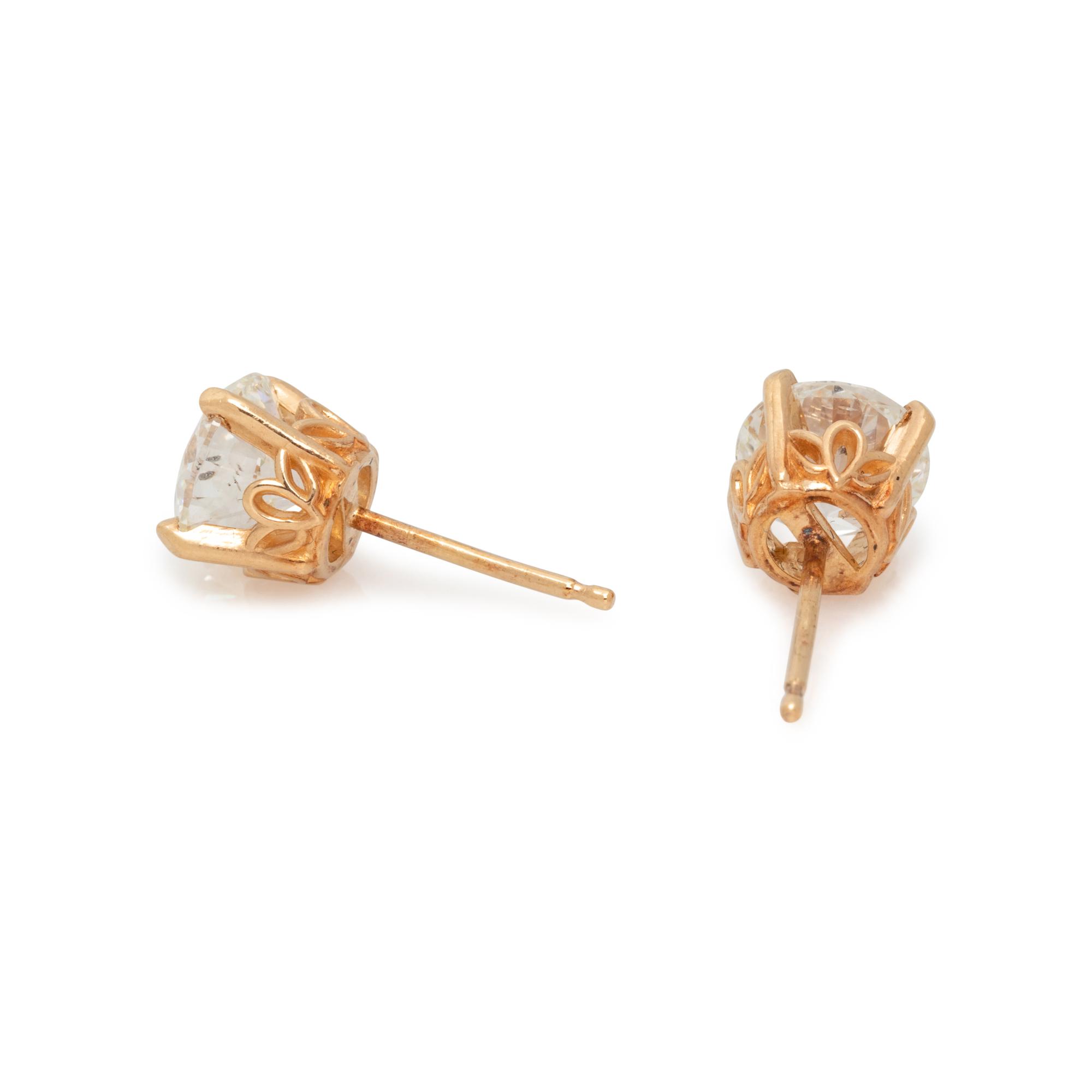 DIAMOND STUD EARRINGS