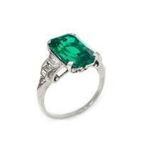 ART DECO, COLOMBIAN EMERALD AND DIAMOND RING