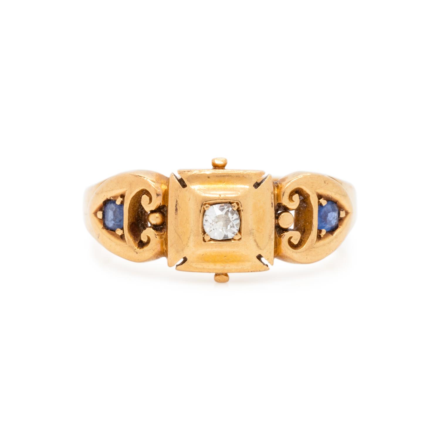 ANTIQUE, YELLOW GOLD, DIAMOND AND SAPPHIRE RING
