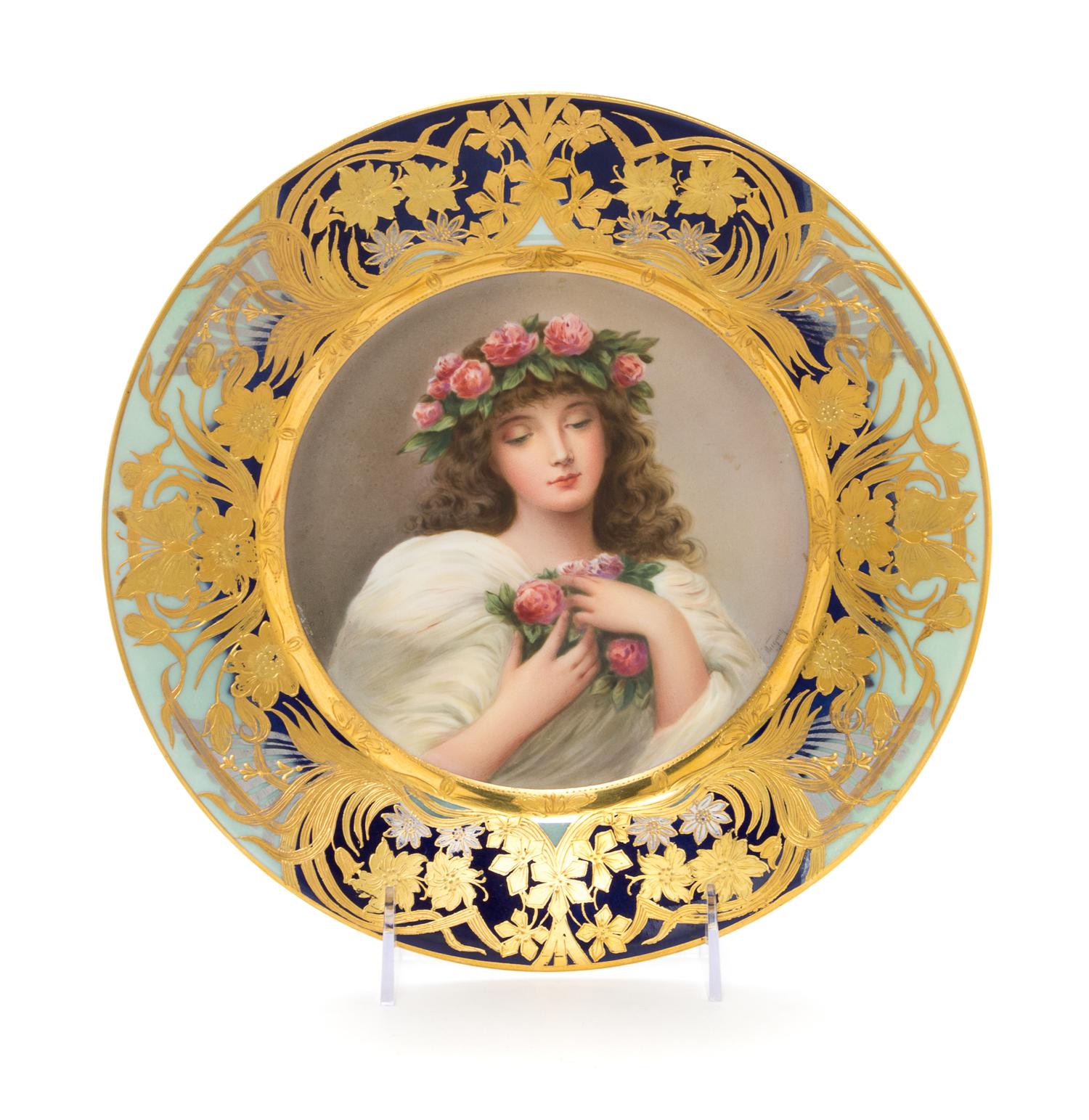 A Vienna Porcelain Cabinet Plate Diameter 10 inches.
