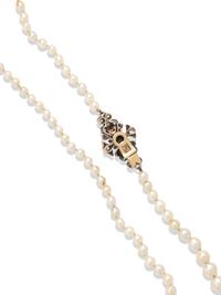 NATURAL AND CULTURED PEARL NECKLACE WITH SILVER-TOPPED GOLD AND DIAMOND CLASP
