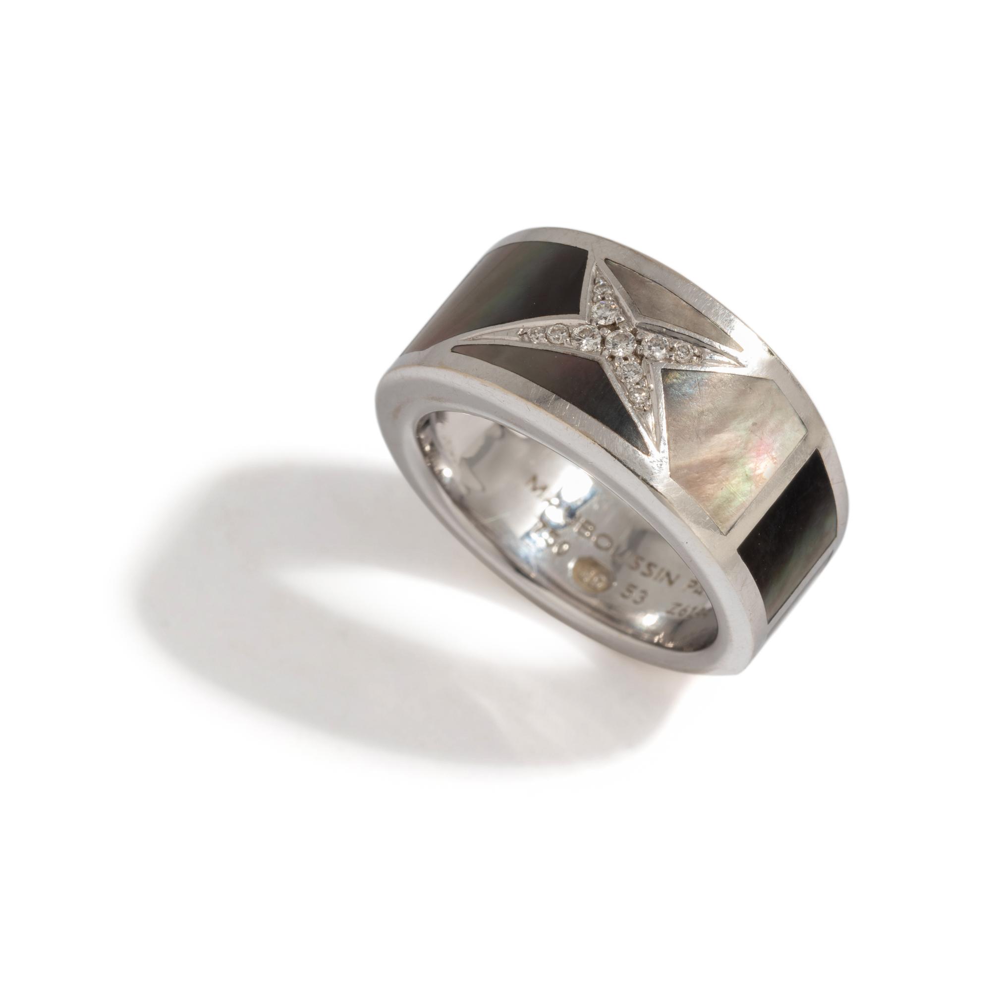 MAUBOUSSIN, WHITE GOLD, MOTHER-OF-PEARL AND DIAMOND 'ÉTOILE MYSTÈRE' RING