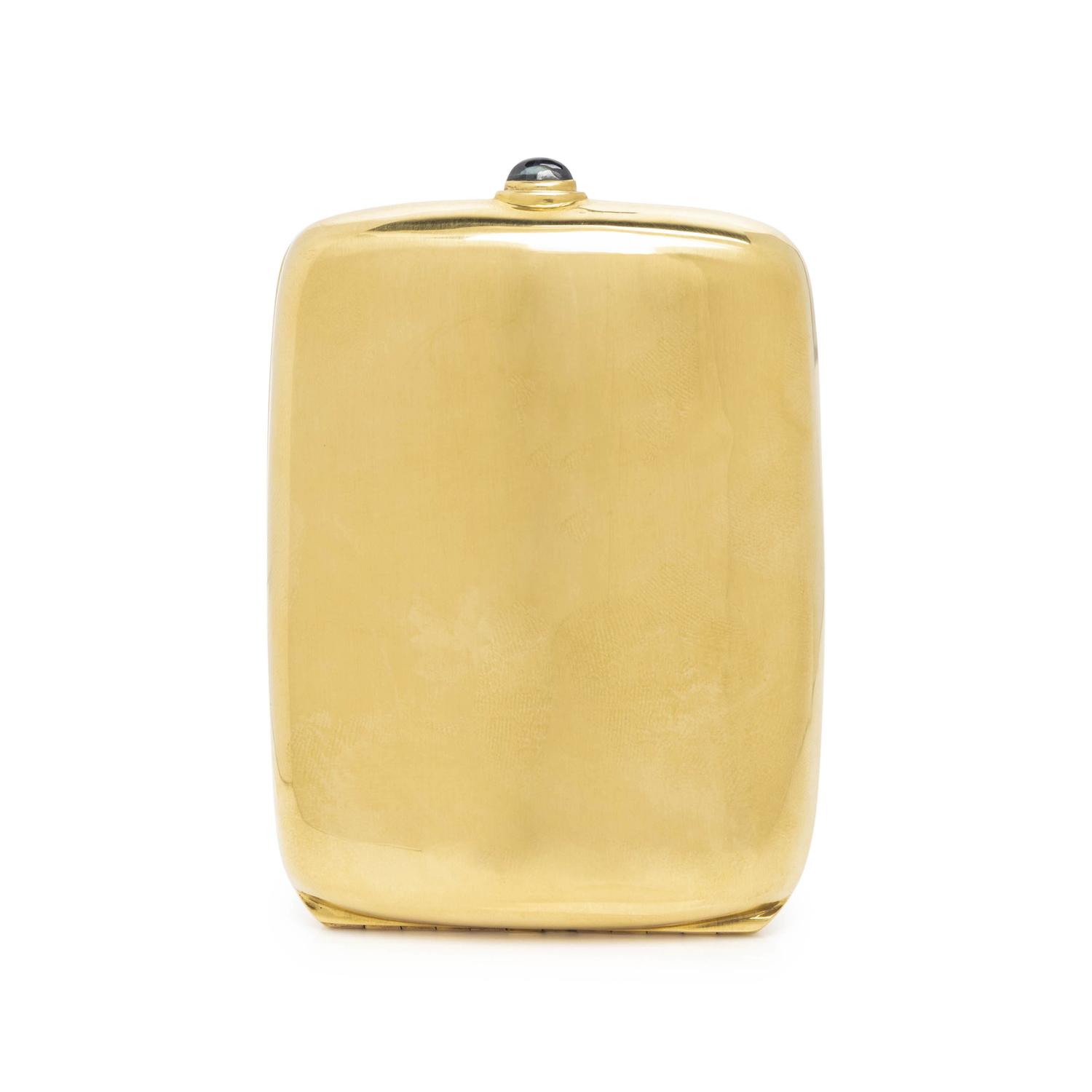 YELLOW GOLD AND SAPPHIRE CIGARETTE CASE