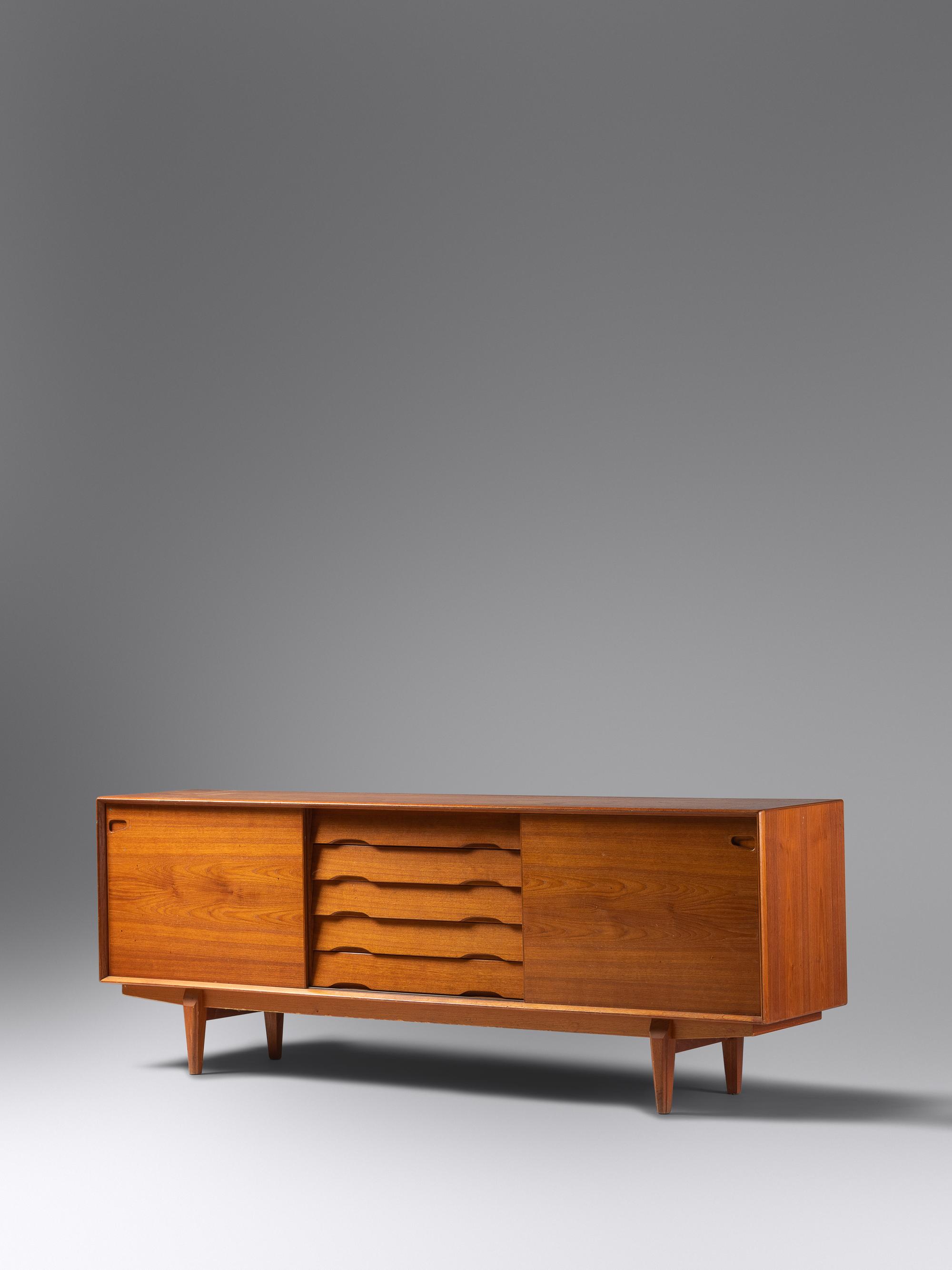 Credenza