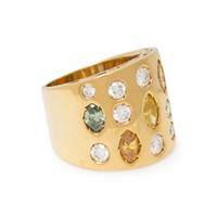 YELLOW GOLD, DIAMOND, AND COLORED DIAMOND RING