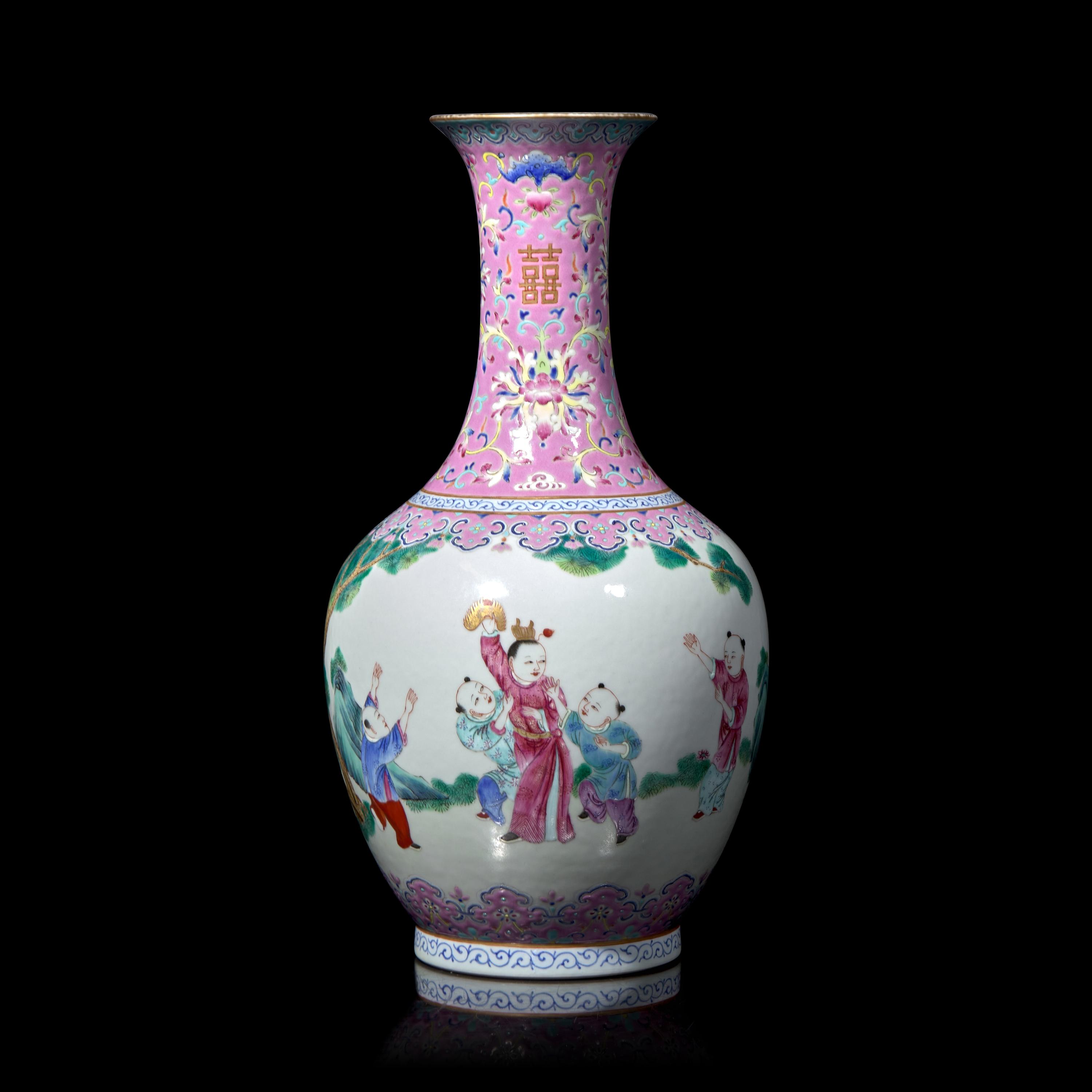 A Chinese Famille Rose Porcelain 'Boys' Vase 粉彩嬰戲賞瓶