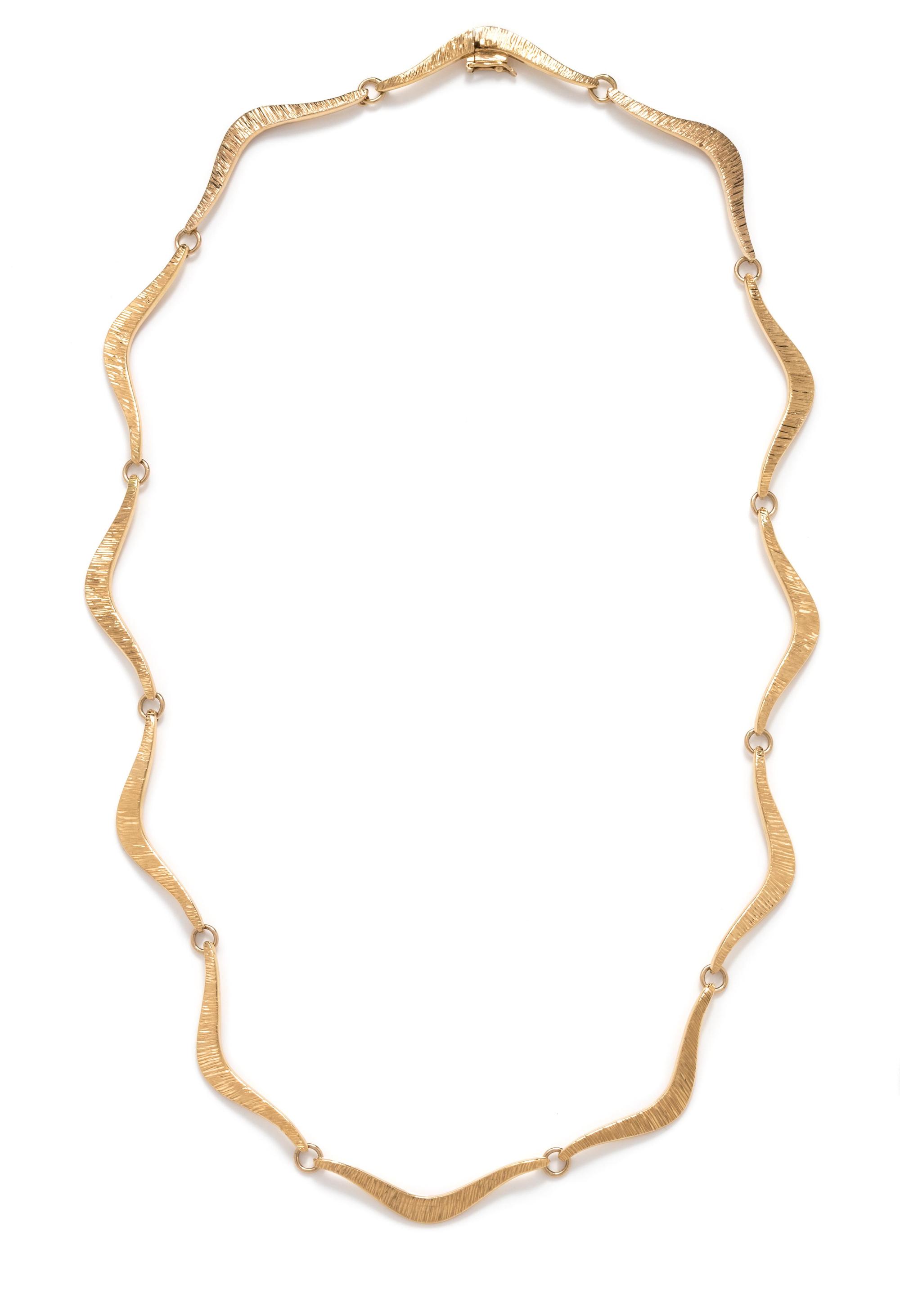YELLOW GOLD NECKLACE
