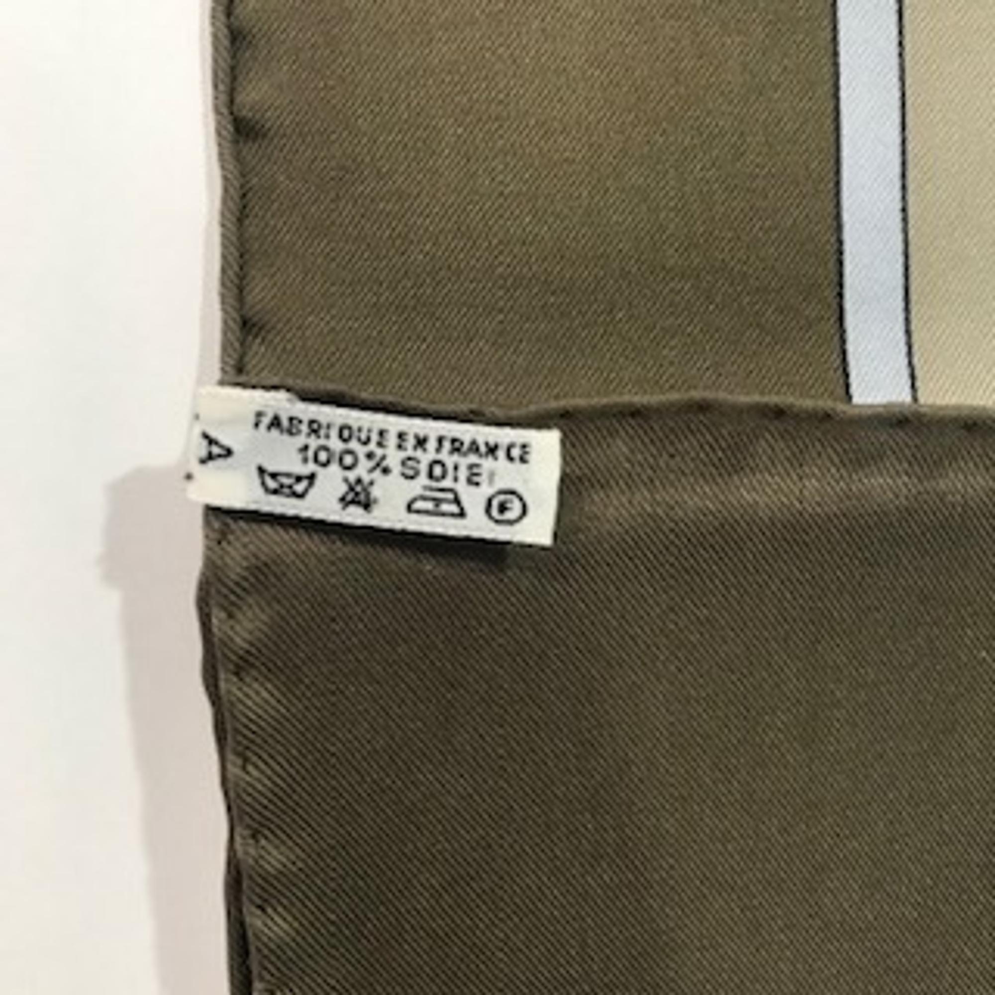 Hermès 90cm Silk Scarf, Carré