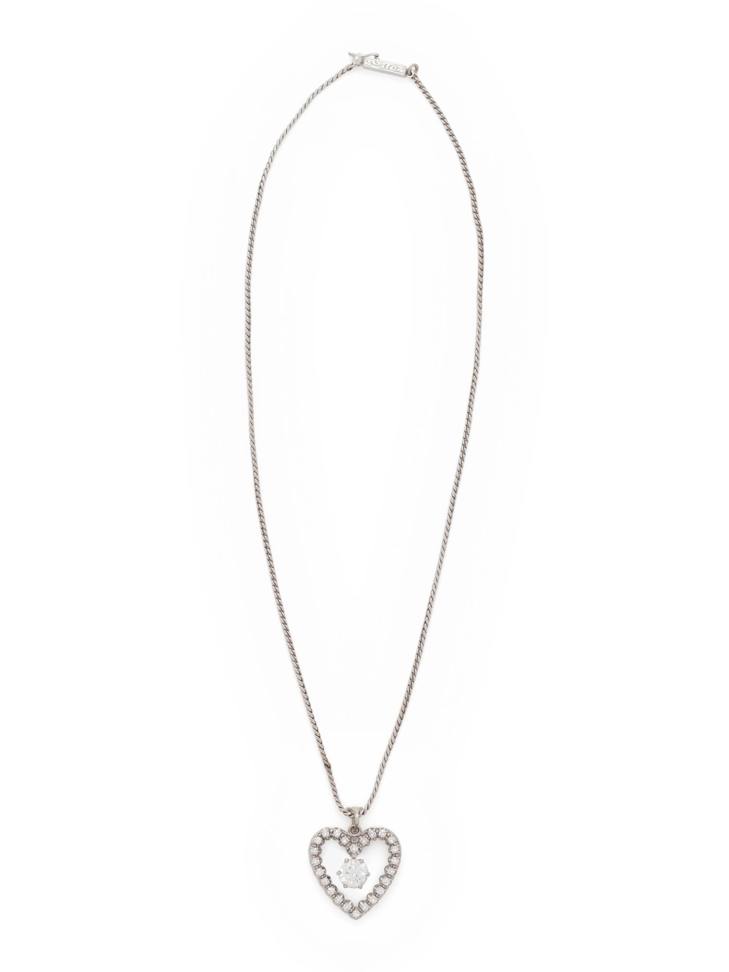 WHITE GOLD AND DIAMOND HEART PENDANT/NECKLACE