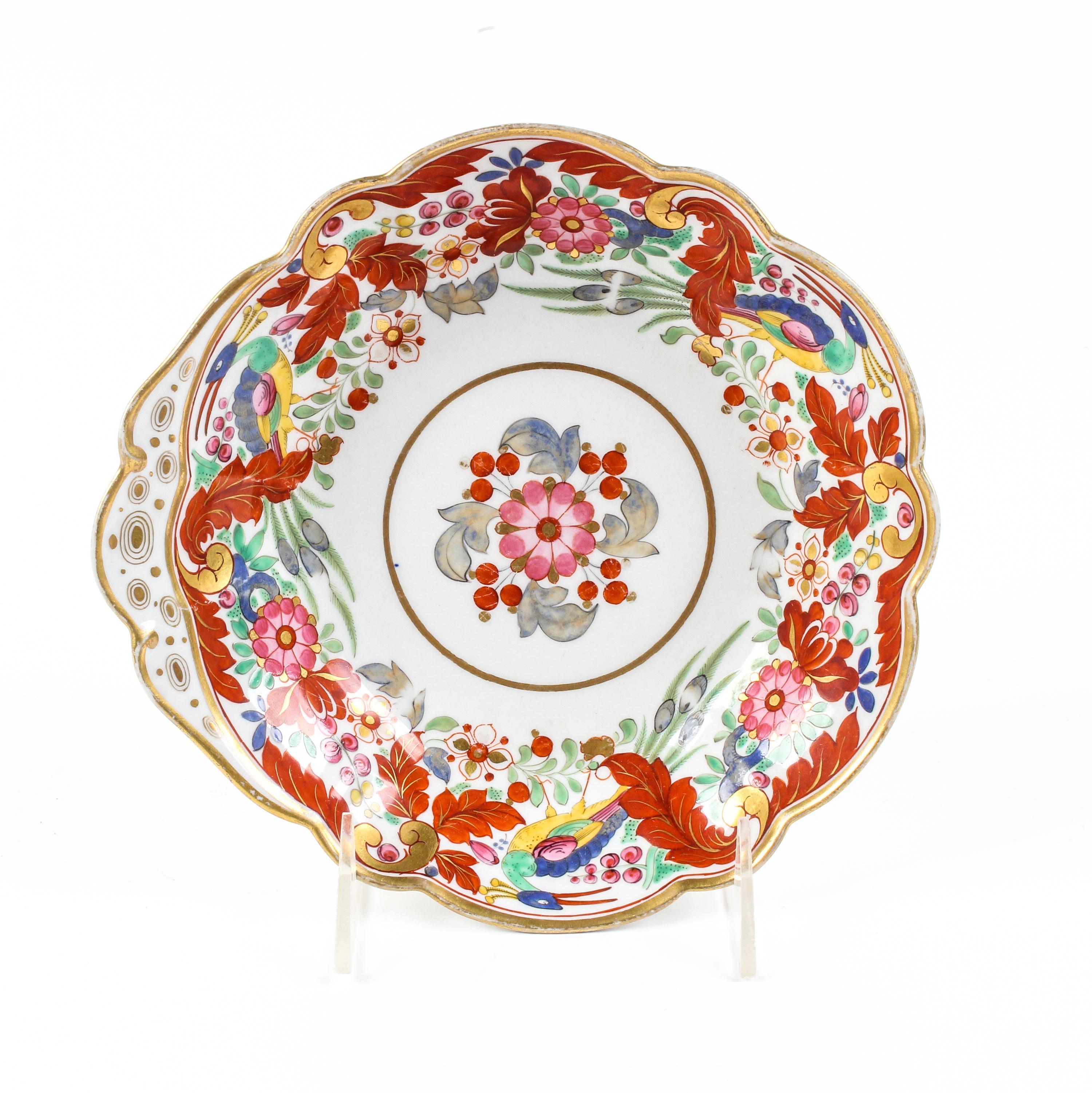 A Worcester Porcelain Dish Diameter 7 inches. — FLIGHT & BARR PERIOD, CIRCA 1820
