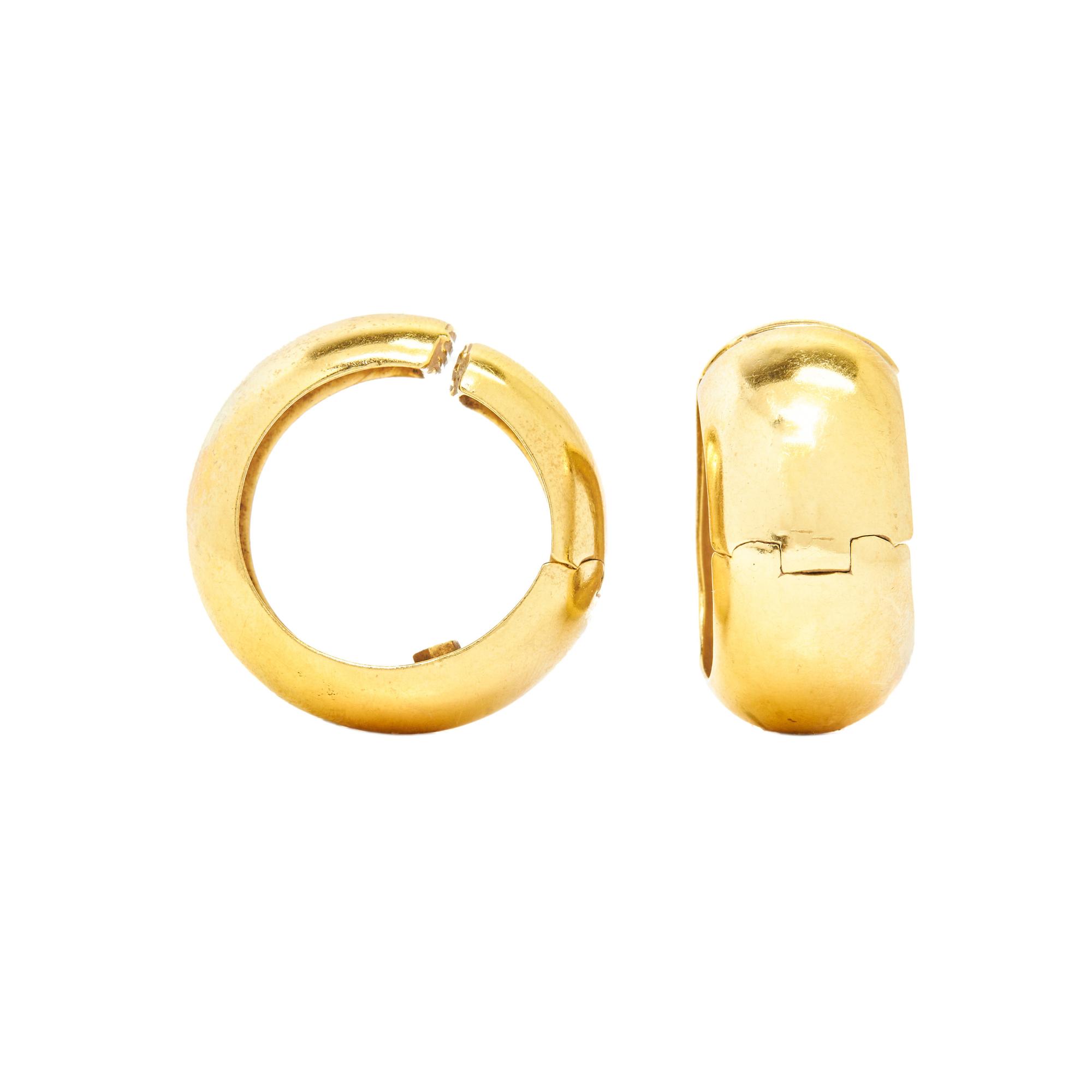 SPRITZER & FUHRMANN, YELLOW GOLD HOOP CLIP EARRINGS