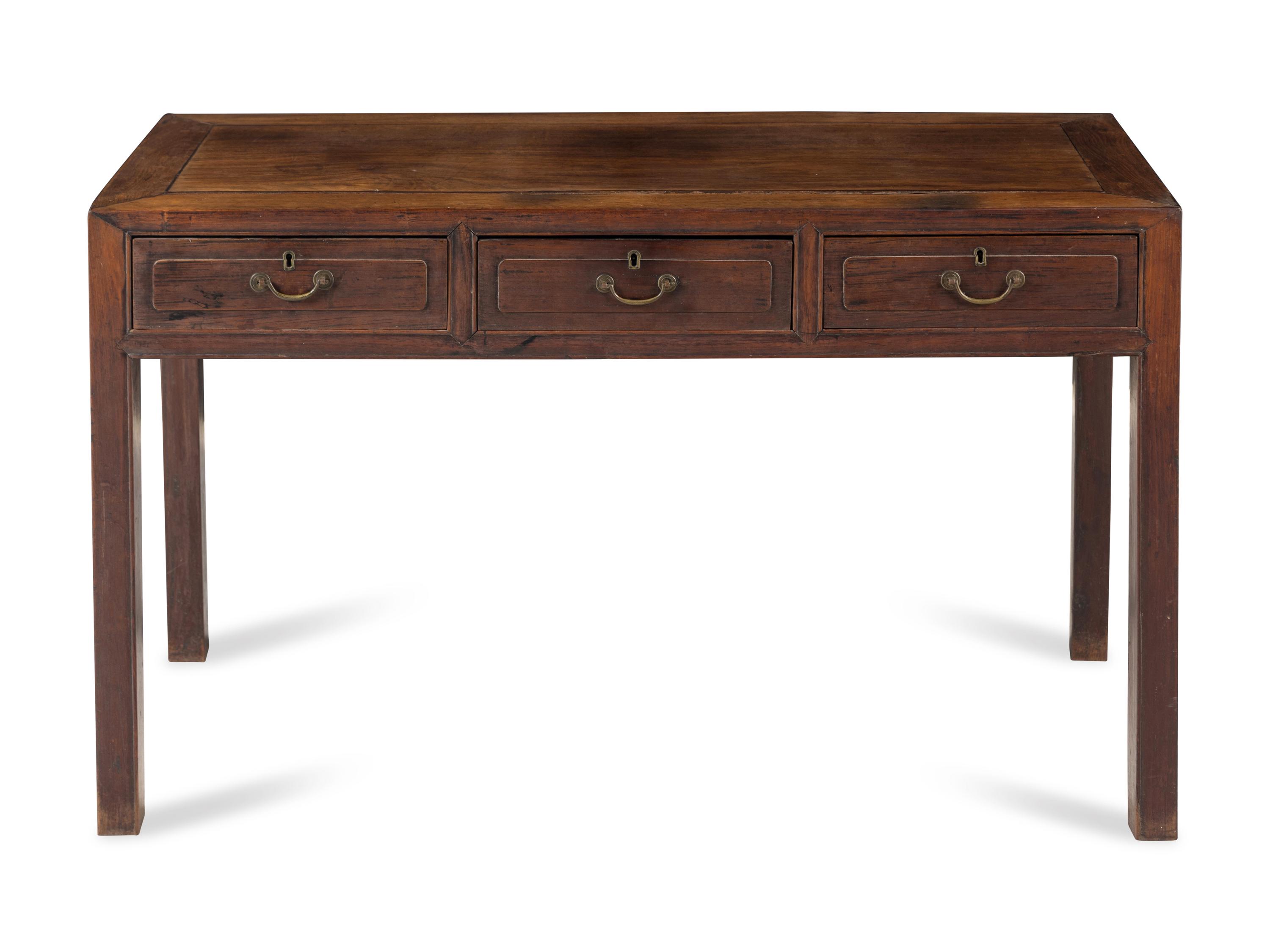 A Chinese Huanghuali Writing Table, Second Half 19th Century 清晚期 黃花梨書桌