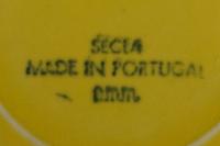 A Portuguese Yellow-Glazed Lettuce Ware Dinner Service
