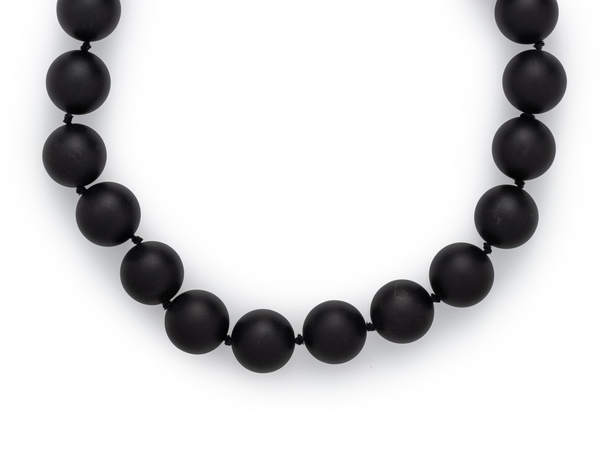 EnA, BLACK BEAD NECKLACE