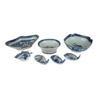 A Group of Chinese Export Blue and White Porcelain Table Articles