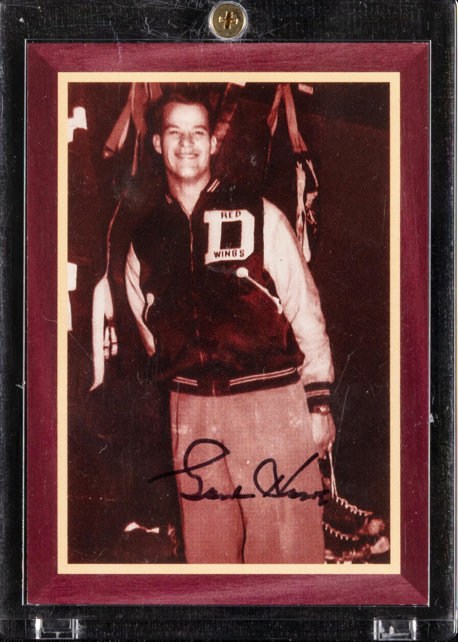 The Ultimate Collection of Gordie Howe Signed Autograph Hockey Cards (32 Total)
