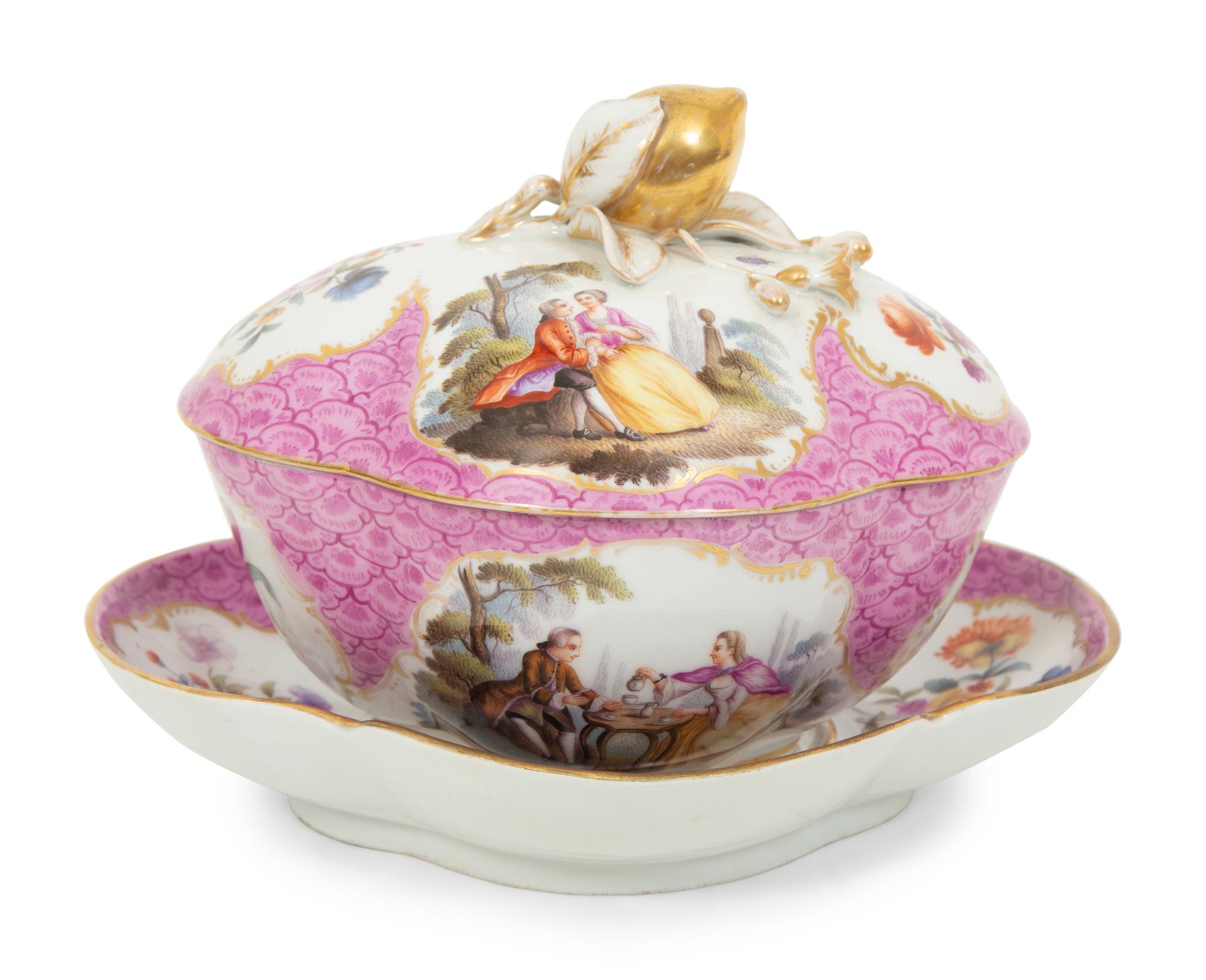 A Meissen Porcelain Sauce Tureen with Undertray