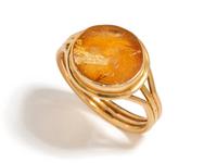 A Roman Agate Ring Stone with a Centaur — Set in a gold ring