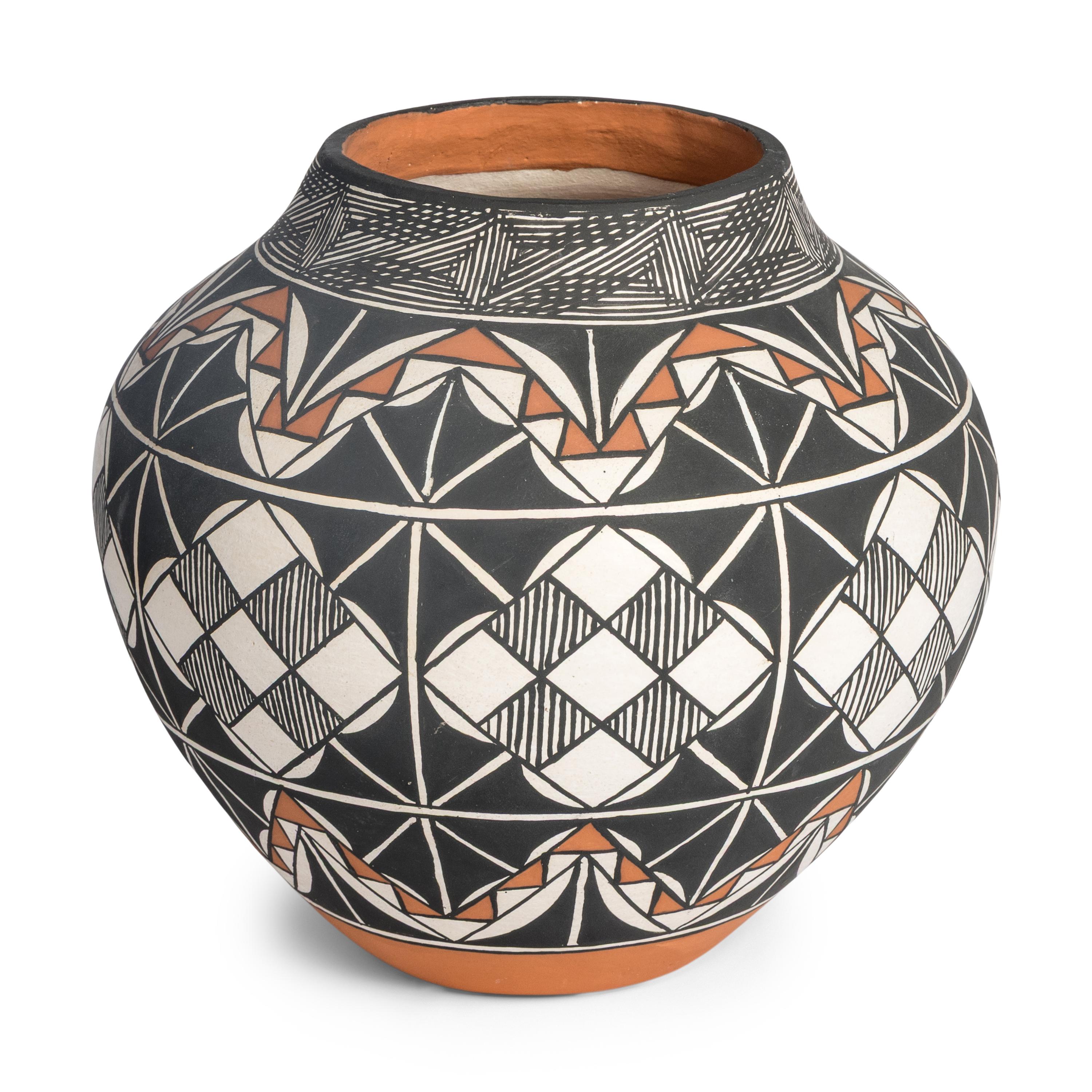 Delma Vallo (Acoma, b. 1935) — Traditional Pottery