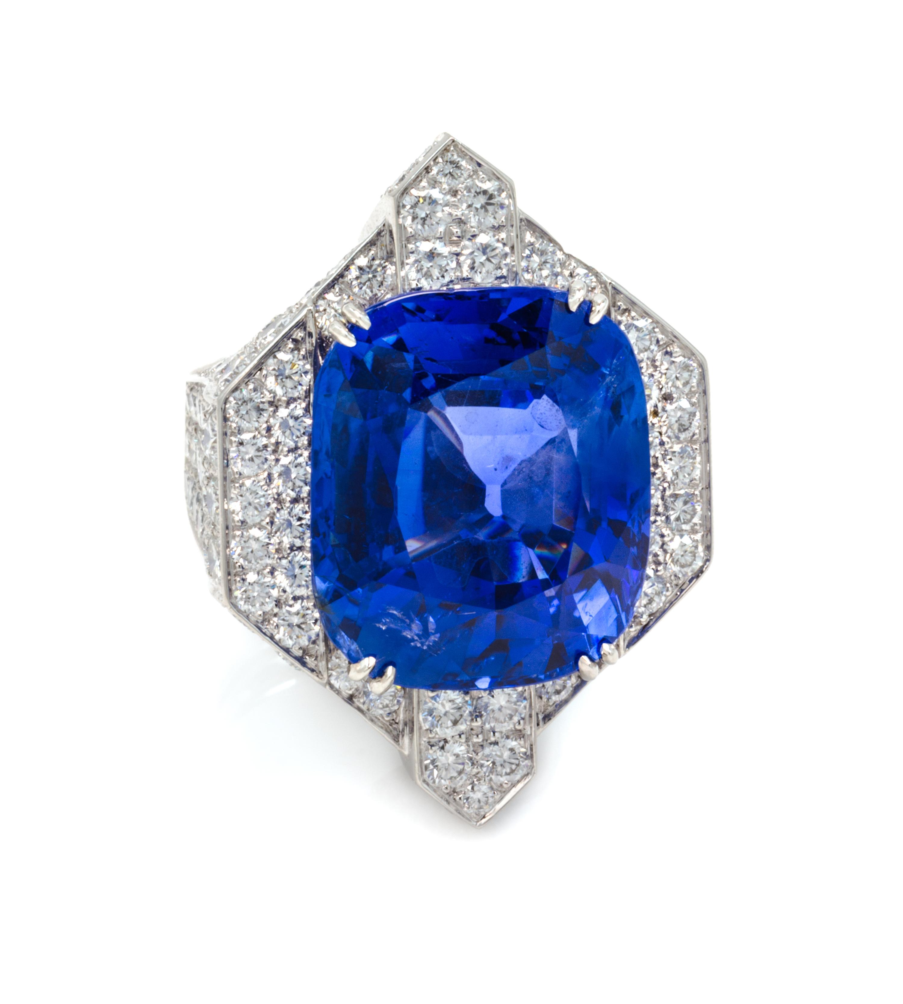 An Important Platinum, Gold, Sapphire and Diamond Ring, David Webb, 21.90 dwts.