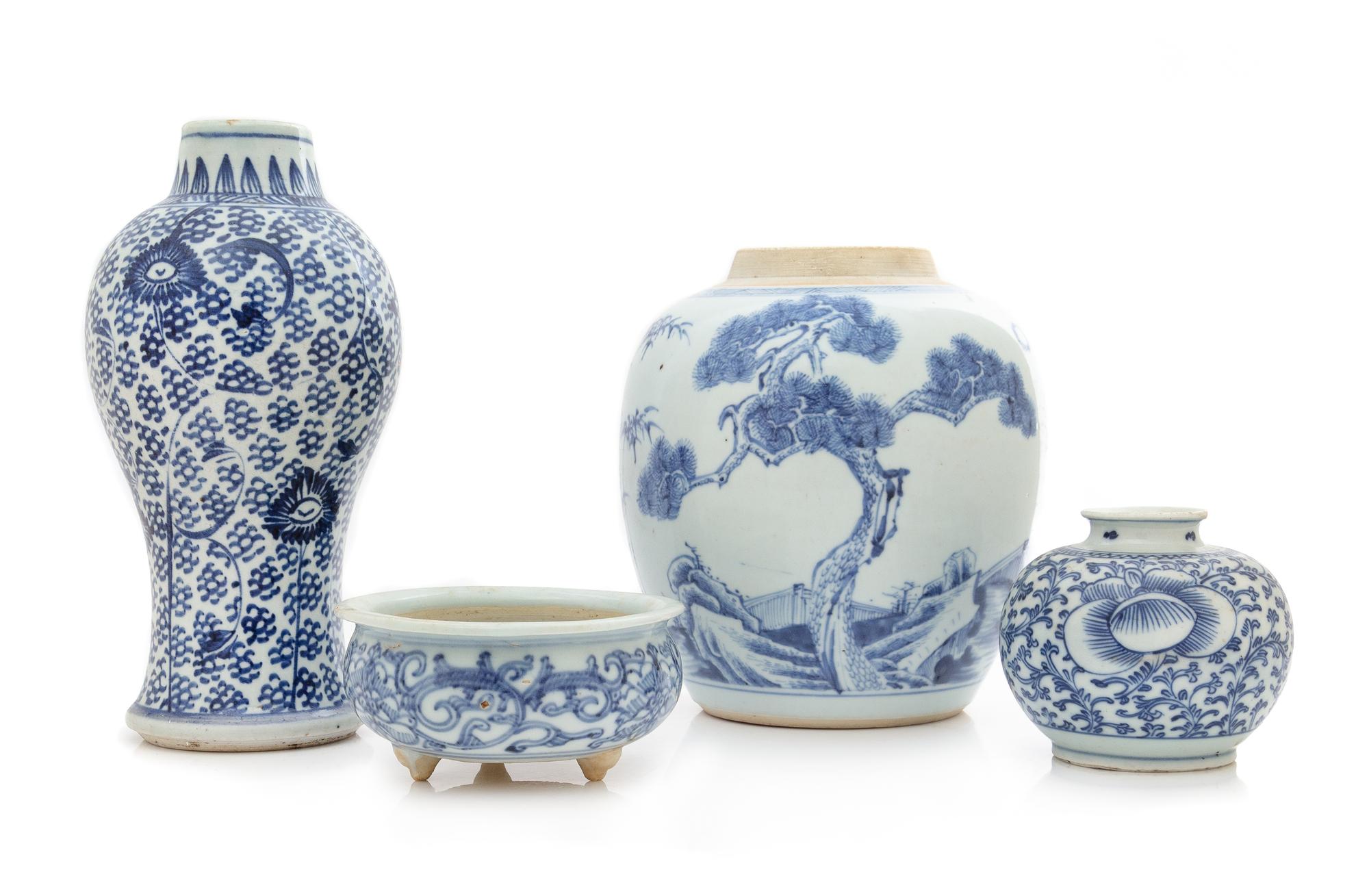 Four Blue and White Glazed Porcelain Articles Height of tallest 8 inches. — QING DYNASTY (1644-1912)