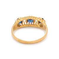 SAPPHIRE AND DIAMOND RING