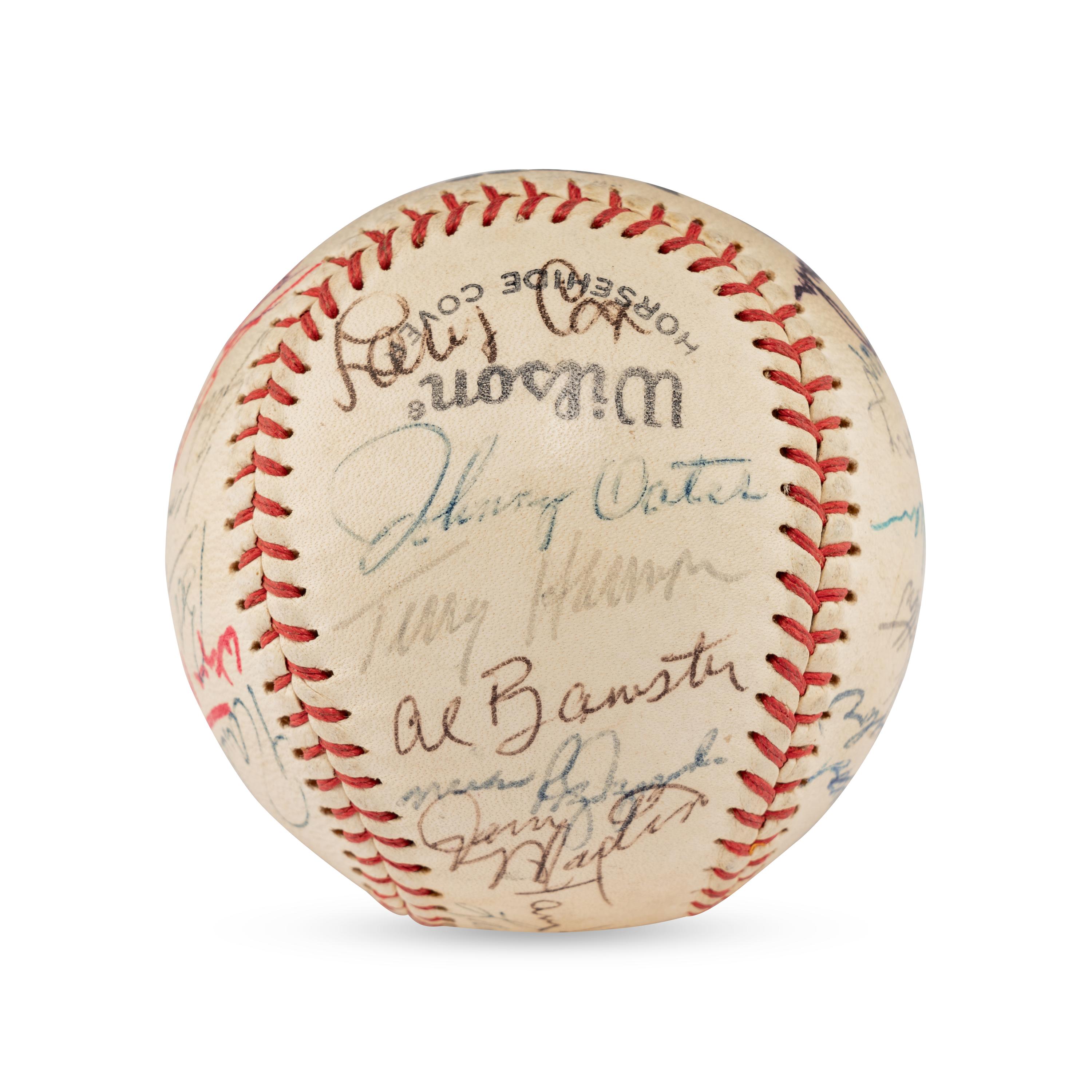 A 1975 Philadelphia Phillies Team Signed Autograph Baseball