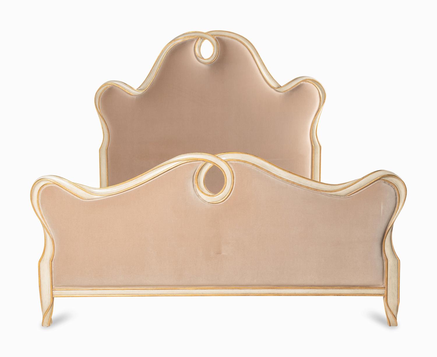 An Ebanista Beau Ruban Bed