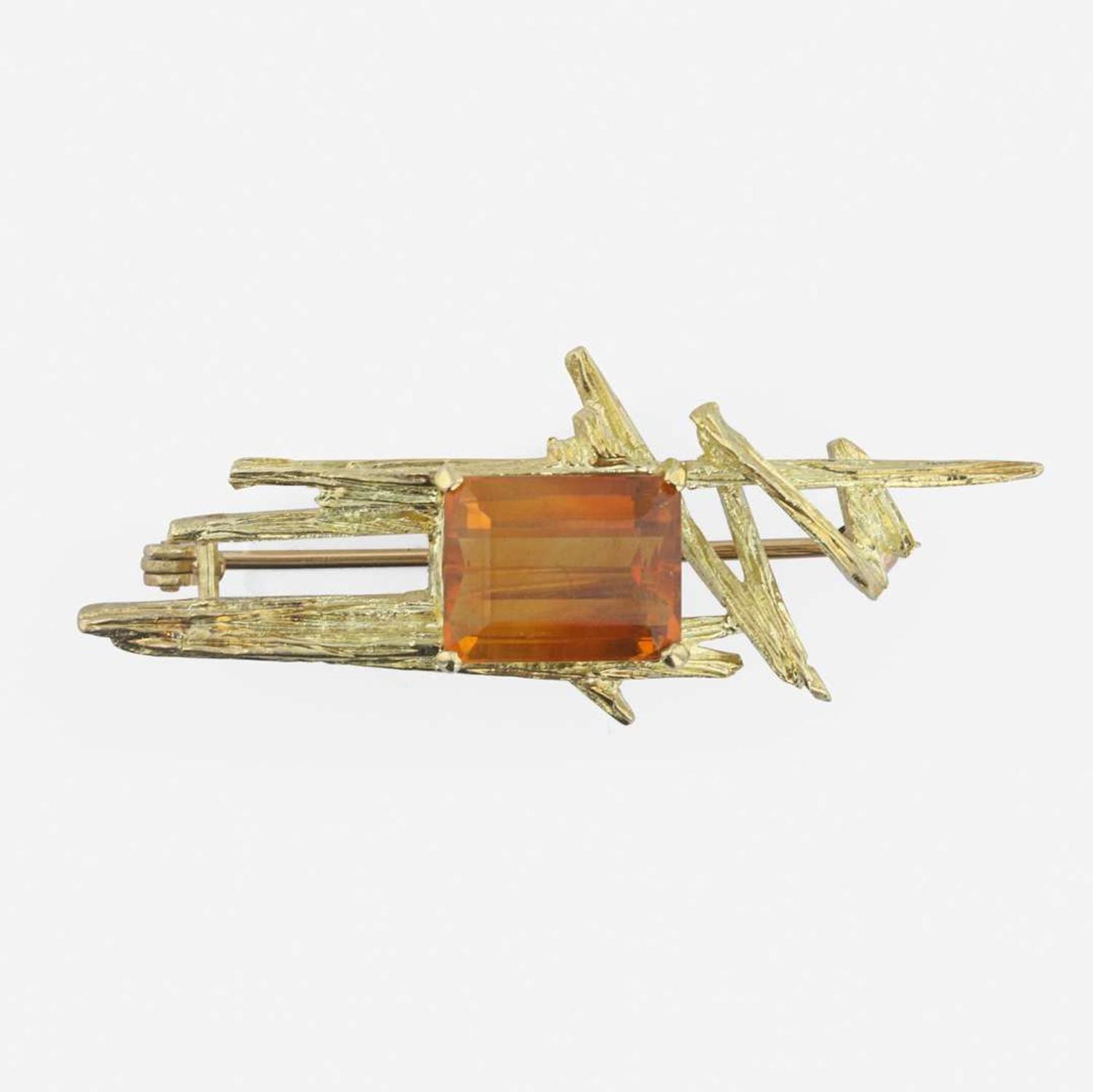 A rhodochrosite and 18K yellow gold bead necklace with citrine and gold brooch