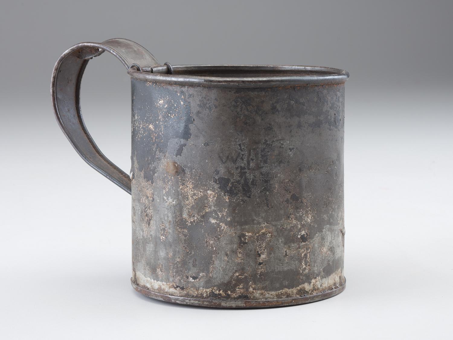 [CIVIL WAR]. 52nd Massachusetts Volunteers forage cap and tinware.