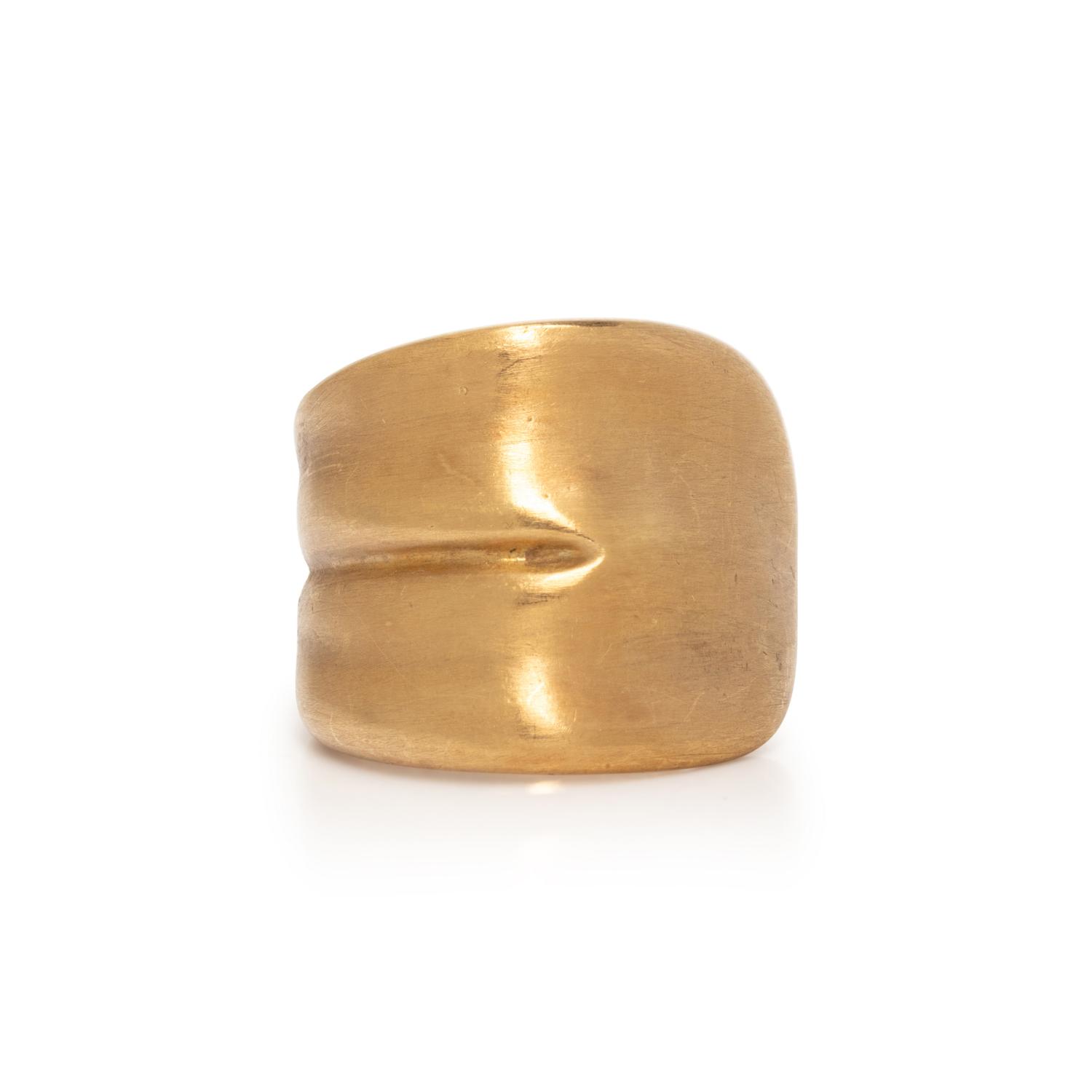 YELLOW GOLD RING