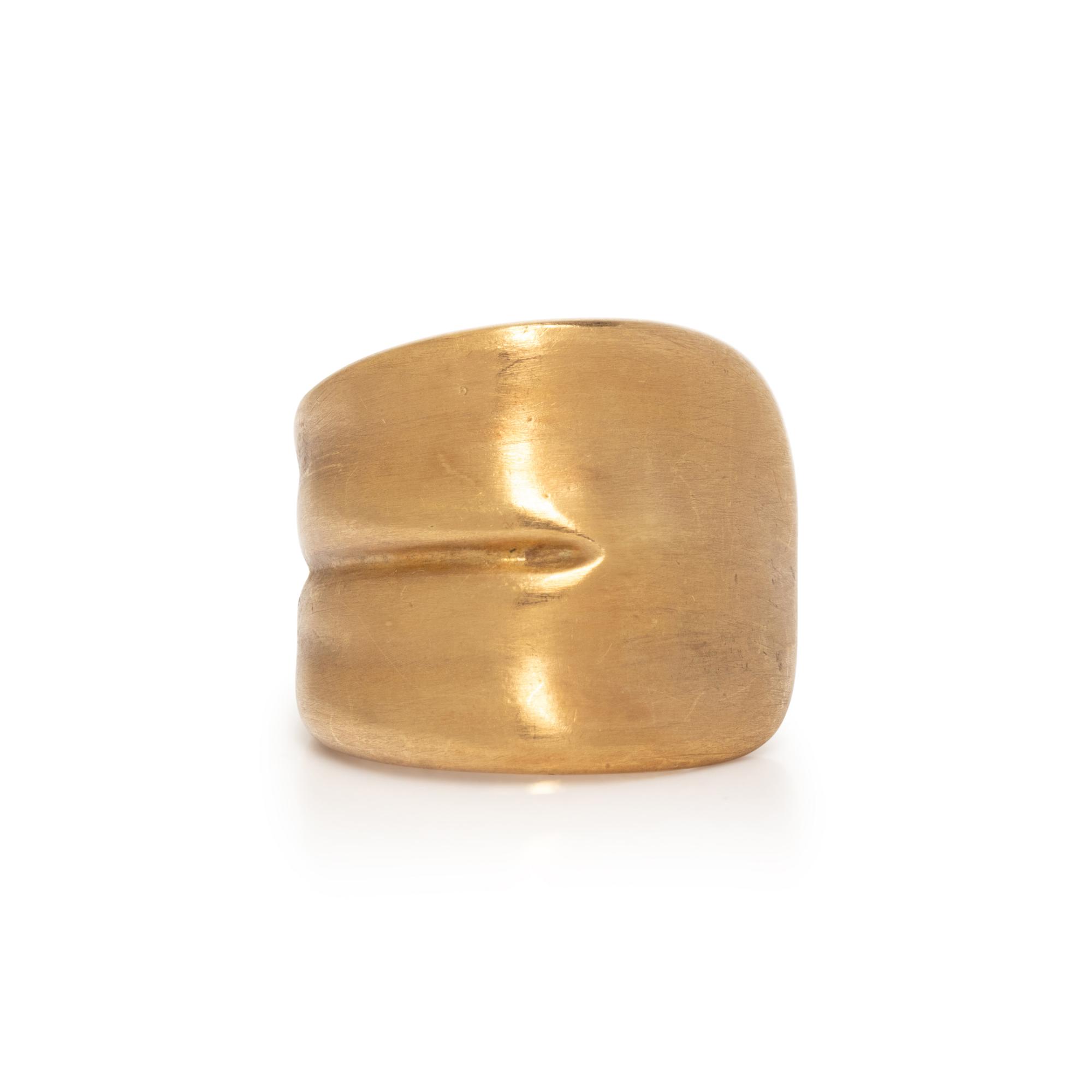 YELLOW GOLD RING