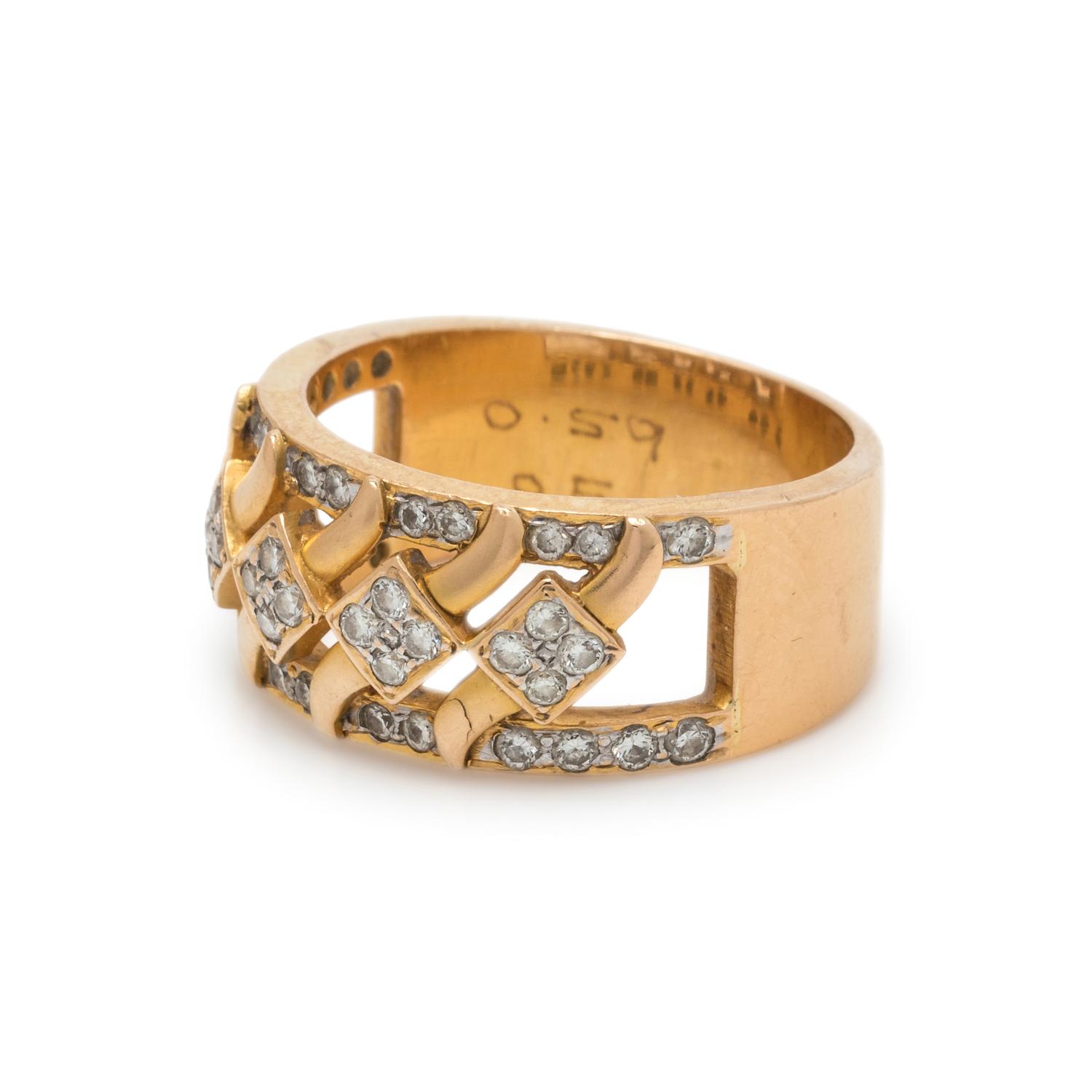 YELLOW GOLD AND DIAMOND RING