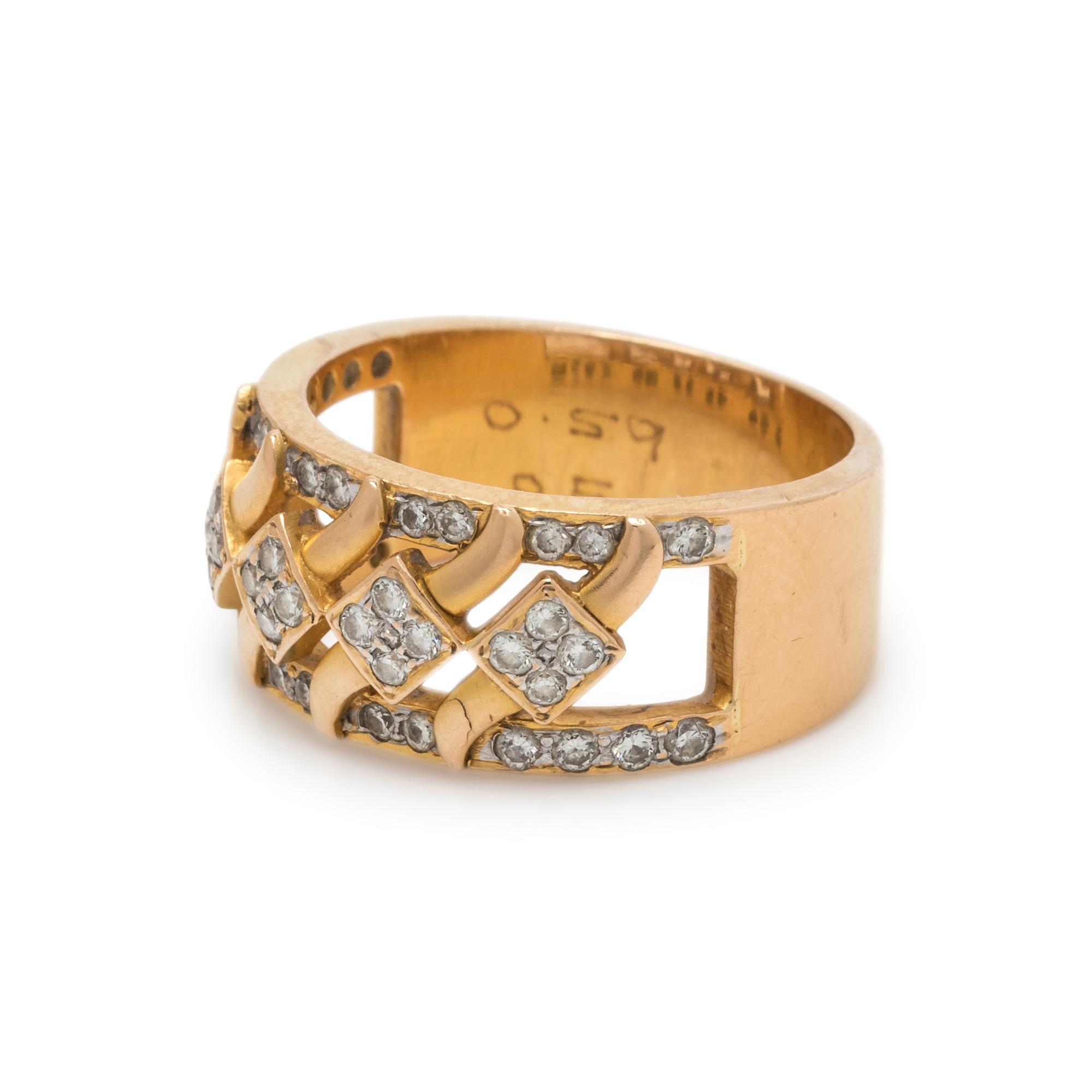 YELLOW GOLD AND DIAMOND RING
