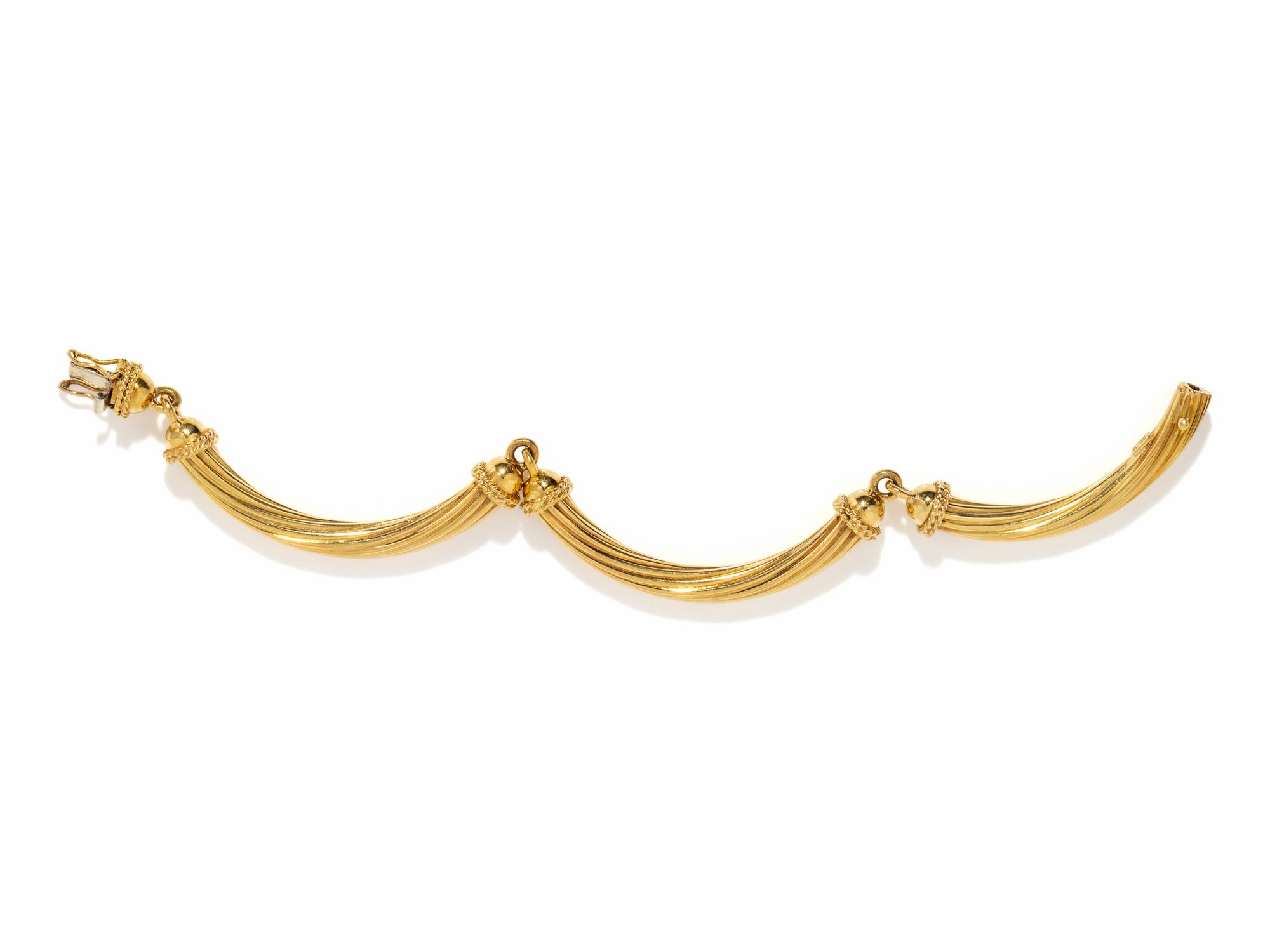 YELLOW GOLD BRACELET