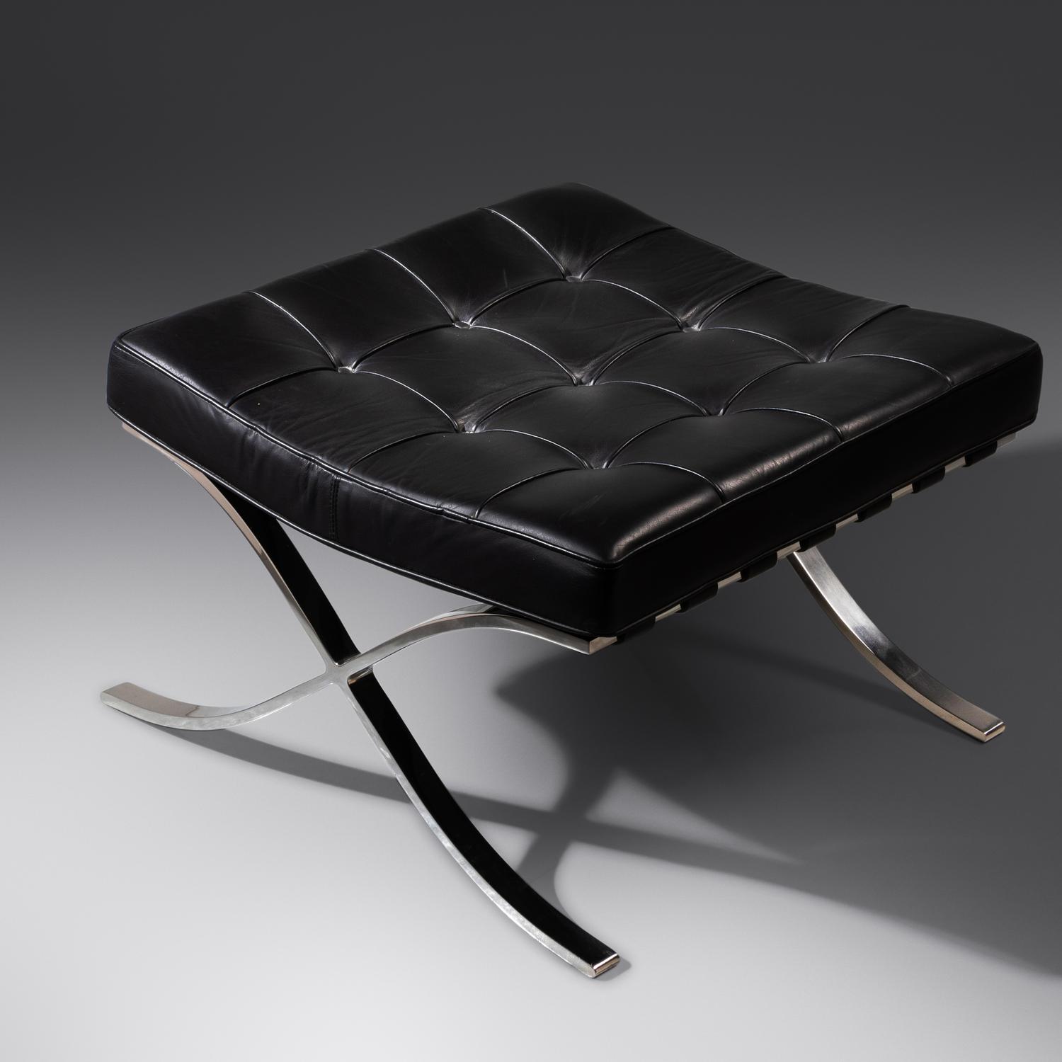 Barcelona Ottoman Knoll International, USA