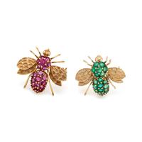 COLLECTION OF YELLOW GOLD AND GEMSTONE BEE PENDANT/BROOCHES